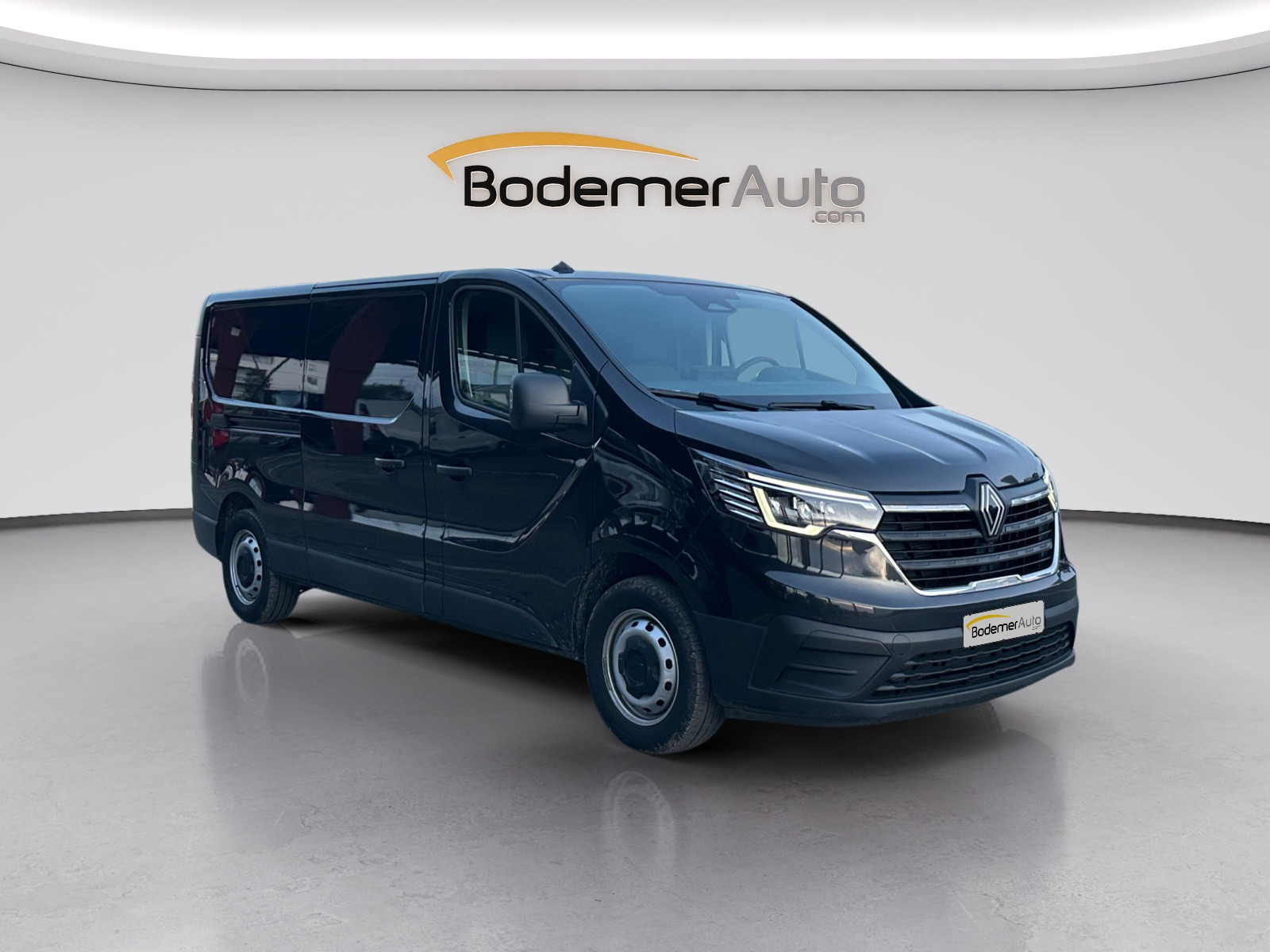 Vente en ligne Renault Trafic Cabine Approfondie TRAFIC CA BLUE DCI 150 L2H1 3T GSR2 au prix de 33 990 €