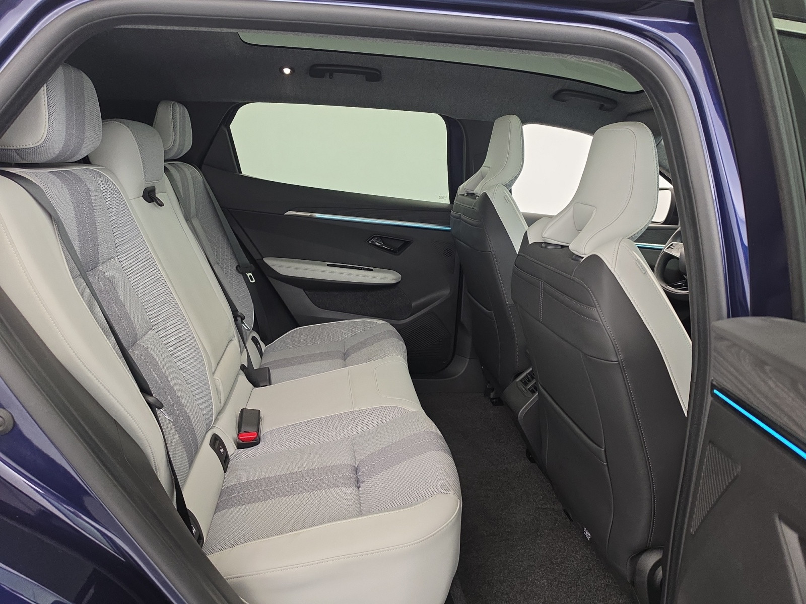 Vente en ligne Renault Scenic E-Tech Scenic E-Tech électrique 220 ch grande autonomie au prix de 40 990 €