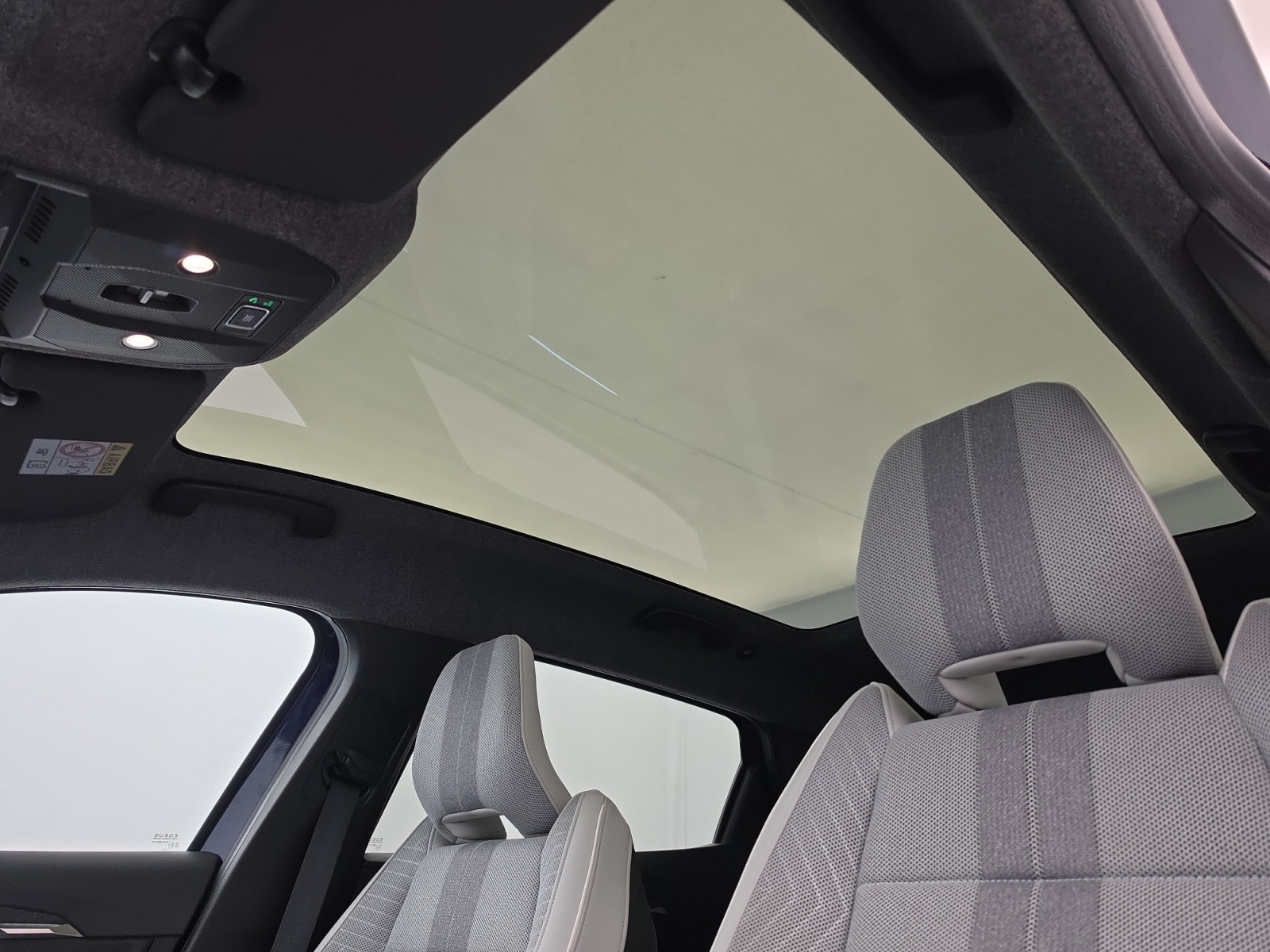 Vente en ligne Renault Scenic E-Tech Scenic E-Tech électrique 220 ch grande autonomie au prix de 40 990 €