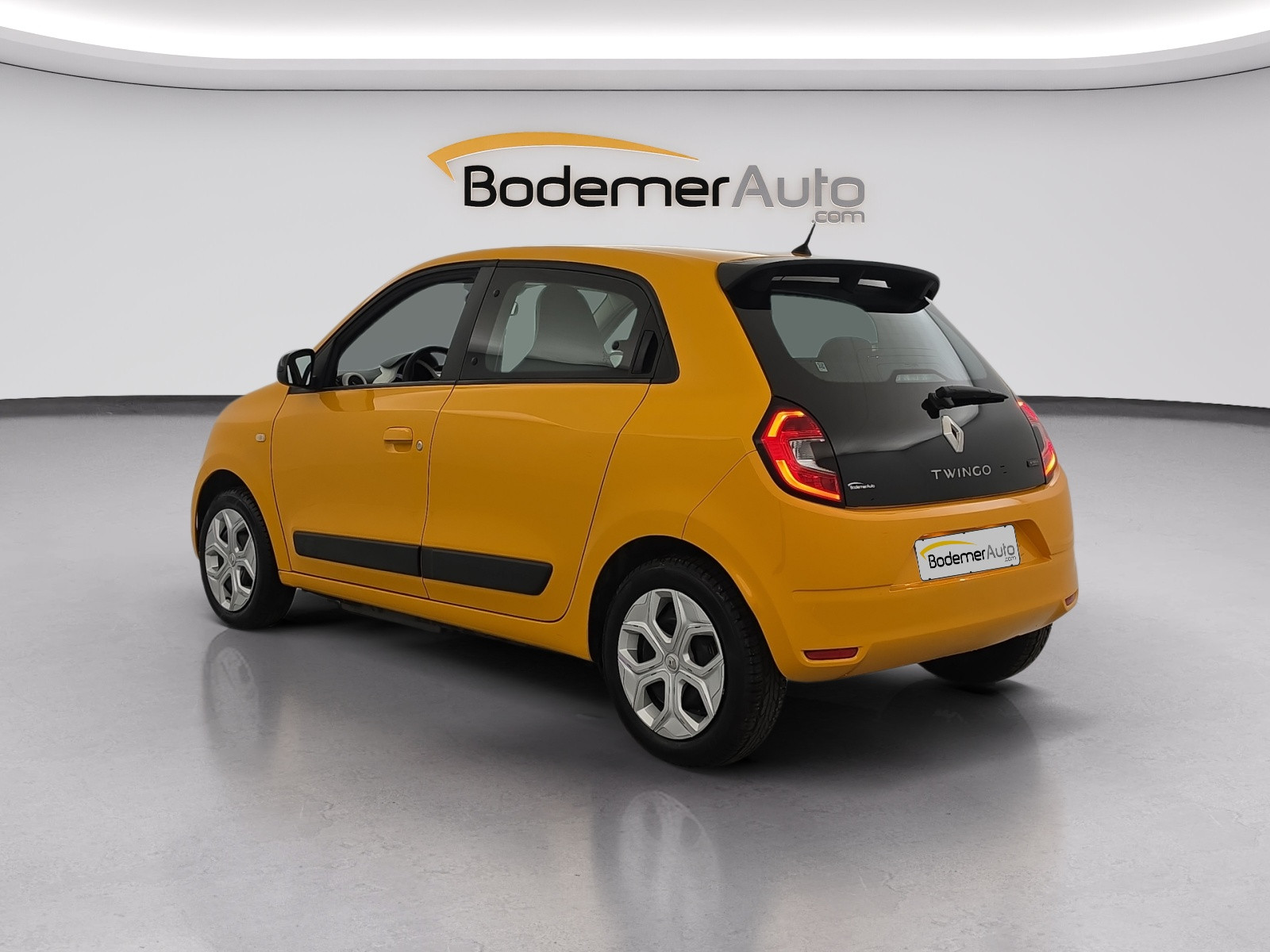 Vente en ligne Renault Twingo Electrique Twingo III E-Tech au prix de 11 990 €