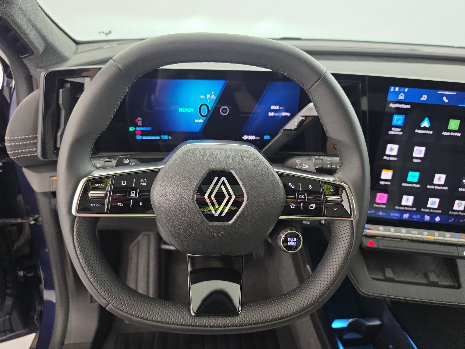 Vente en ligne Renault Scenic E-Tech Scenic E-Tech électrique 220 ch grande autonomie au prix de 40 990 €