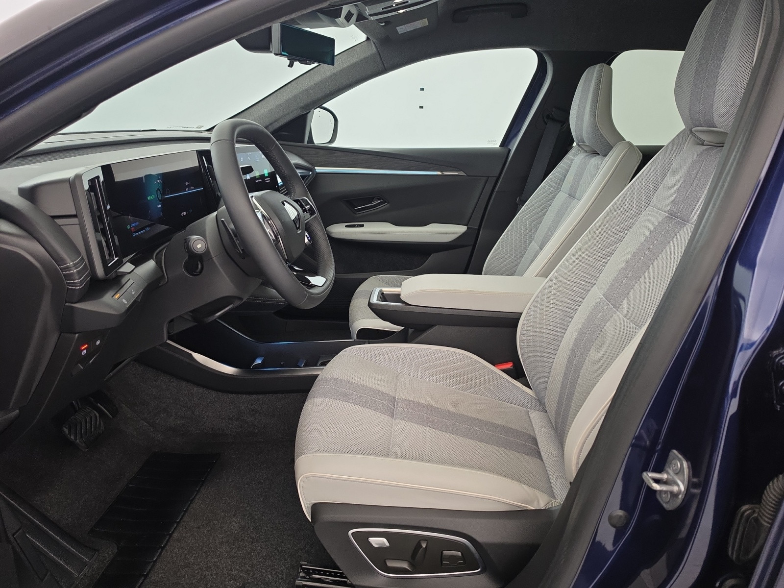 Vente en ligne Renault Scenic E-Tech Scenic E-Tech électrique 220 ch grande autonomie au prix de 40 990 €