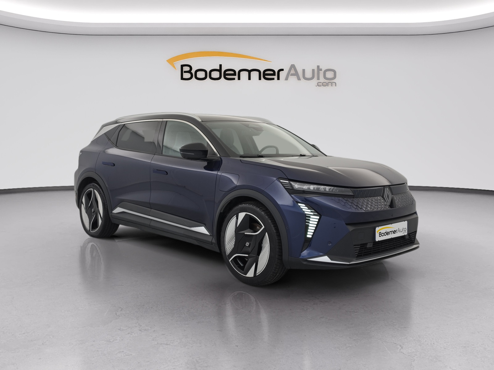 Vente en ligne Renault Scenic E-Tech Scenic E-Tech électrique 220 ch grande autonomie au prix de 40 990 €