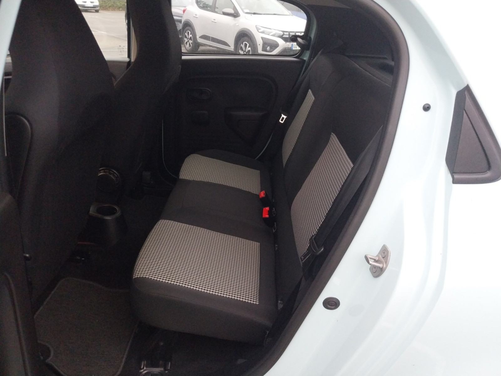 Vente en ligne Renault Twingo Electrique Twingo III E-Tech au prix de 12 490 €