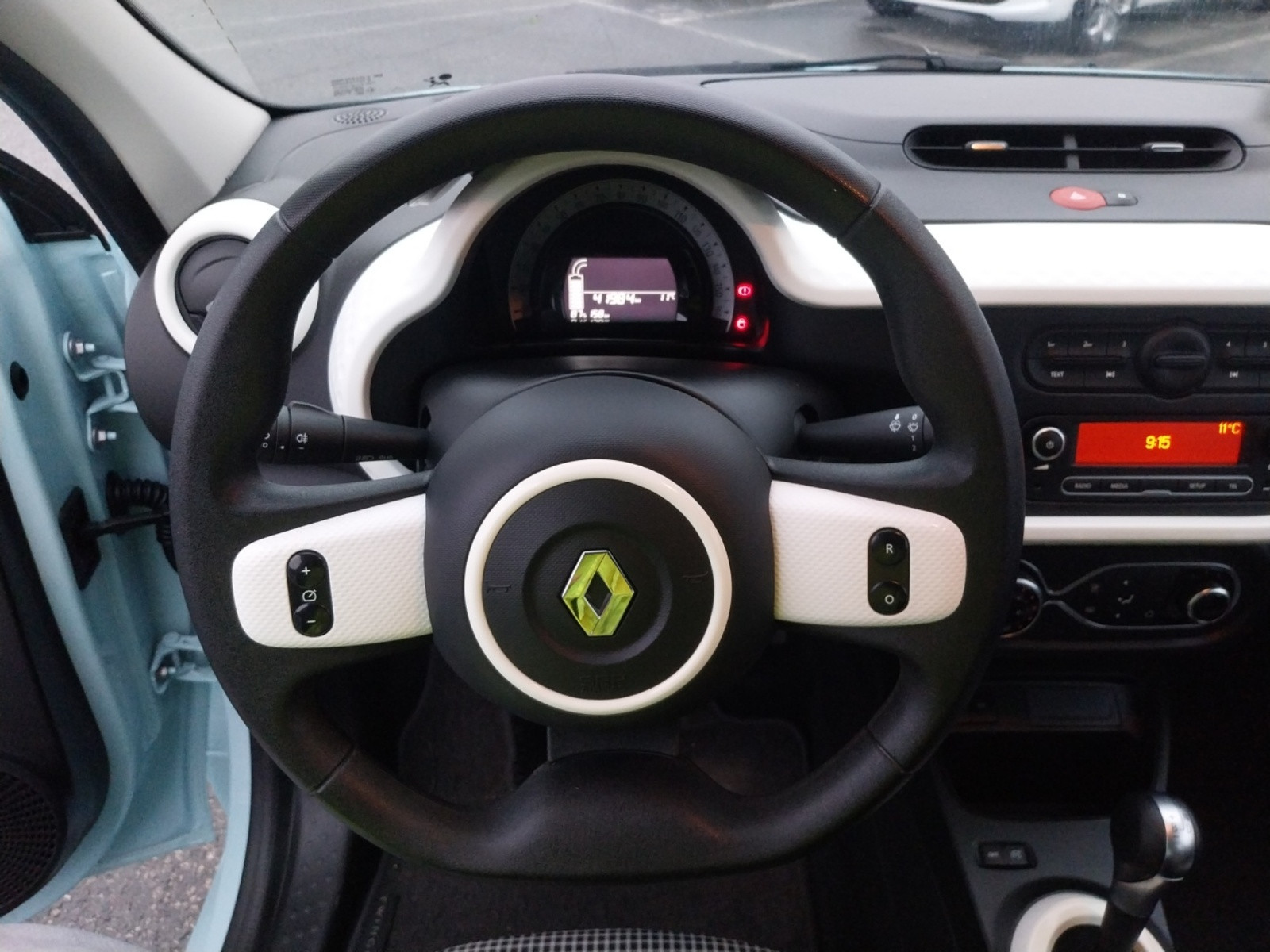 Vente en ligne Renault Twingo Electrique Twingo III E-Tech au prix de 12 490 €