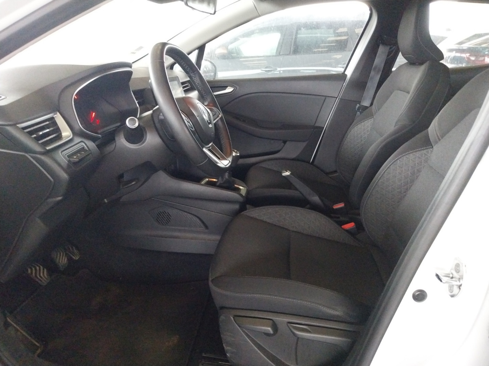 Vente en ligne Renault Clio 5 Clio SCe 75 au prix de 10 590 €