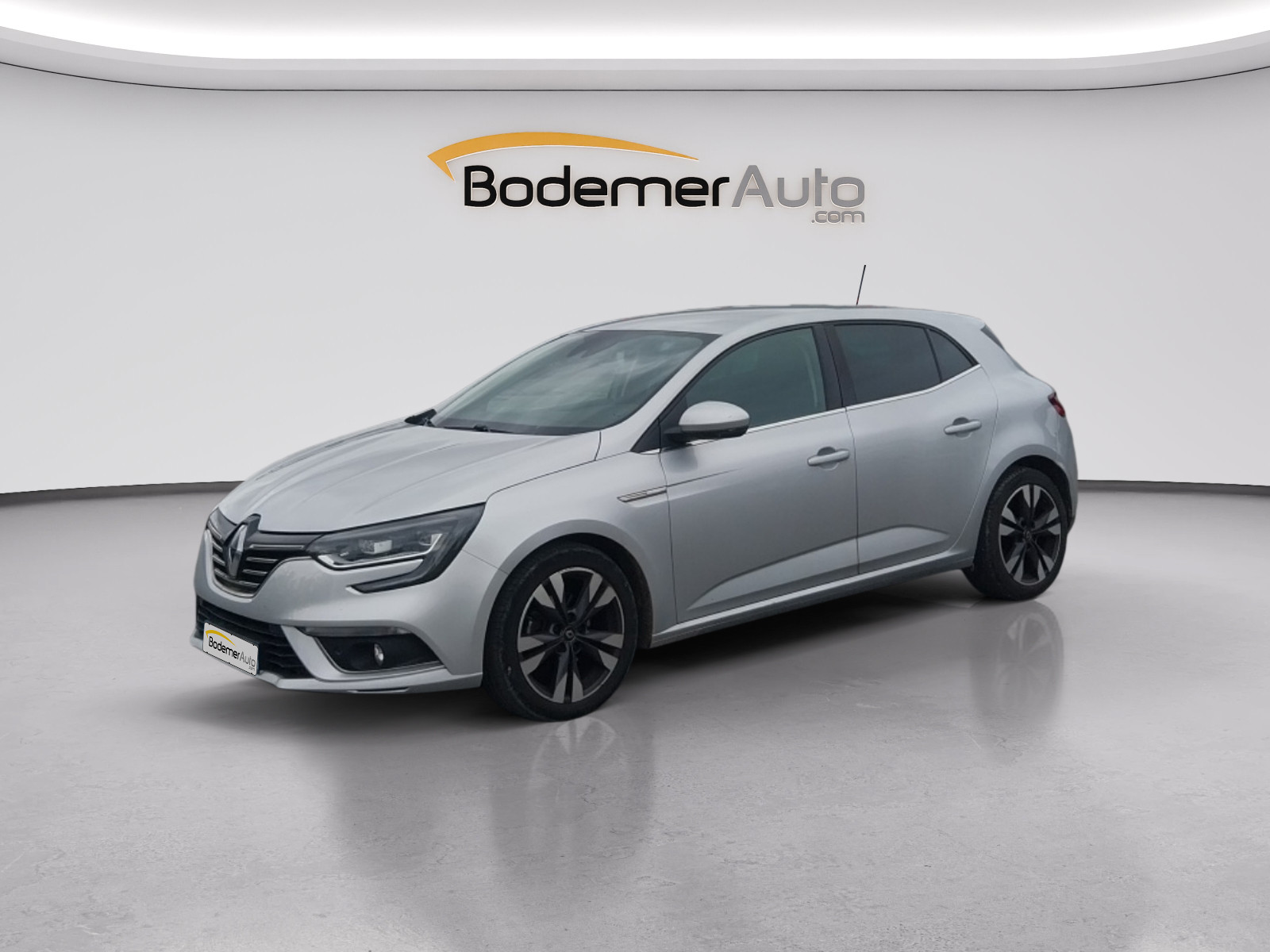 Vente en ligne Renault Megane 4 Mégane IV Berline Blue dCi 115 EDC au prix de 13 400 €