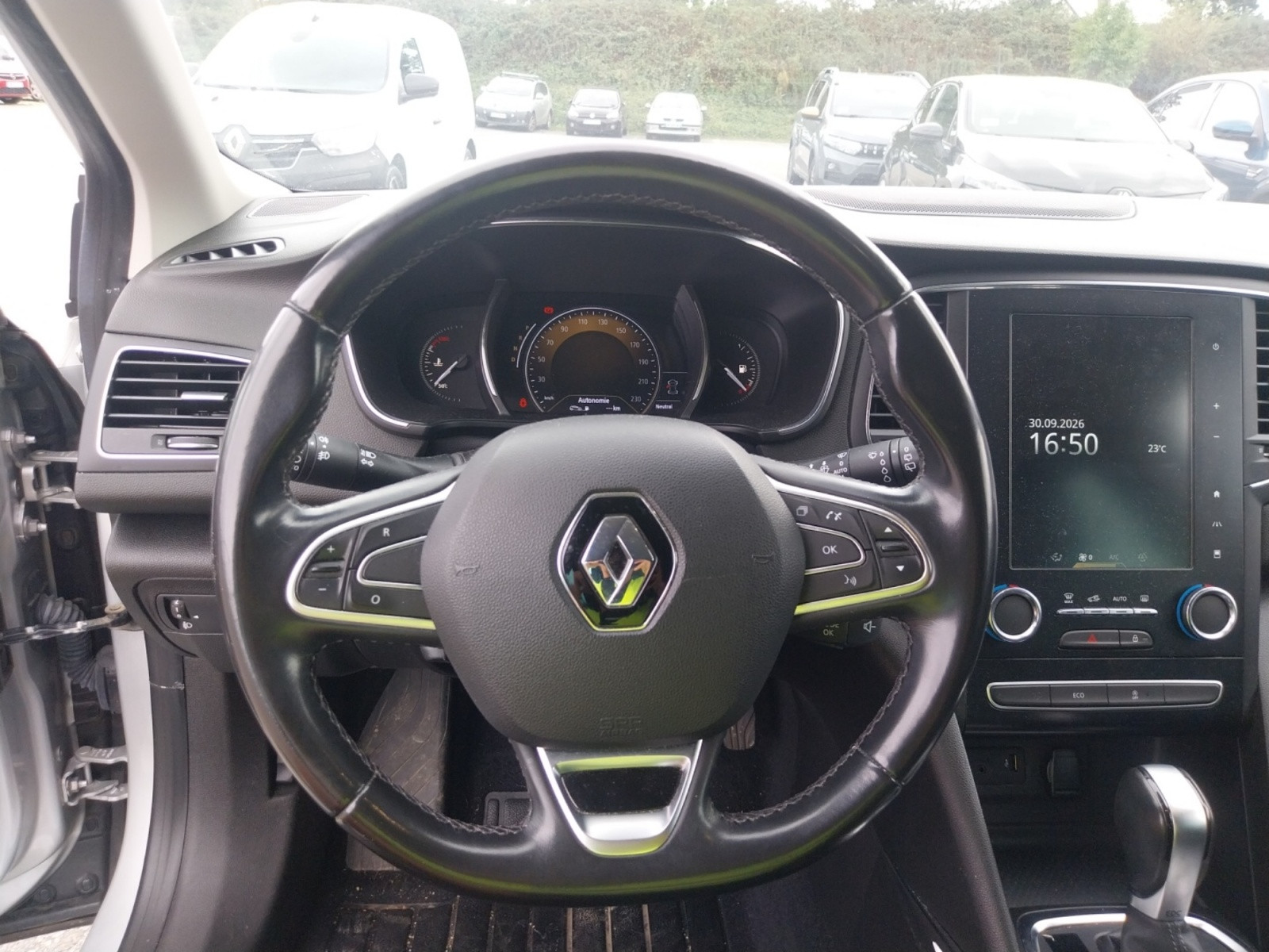 Vente en ligne Renault Megane 4 Mégane IV Berline Blue dCi 115 EDC au prix de 13 400 €