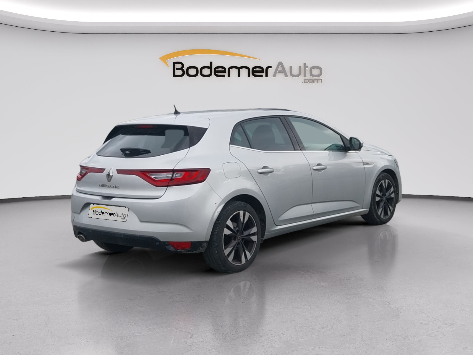 Vente en ligne Renault Megane 4 Mégane IV Berline Blue dCi 115 EDC au prix de 13 400 €