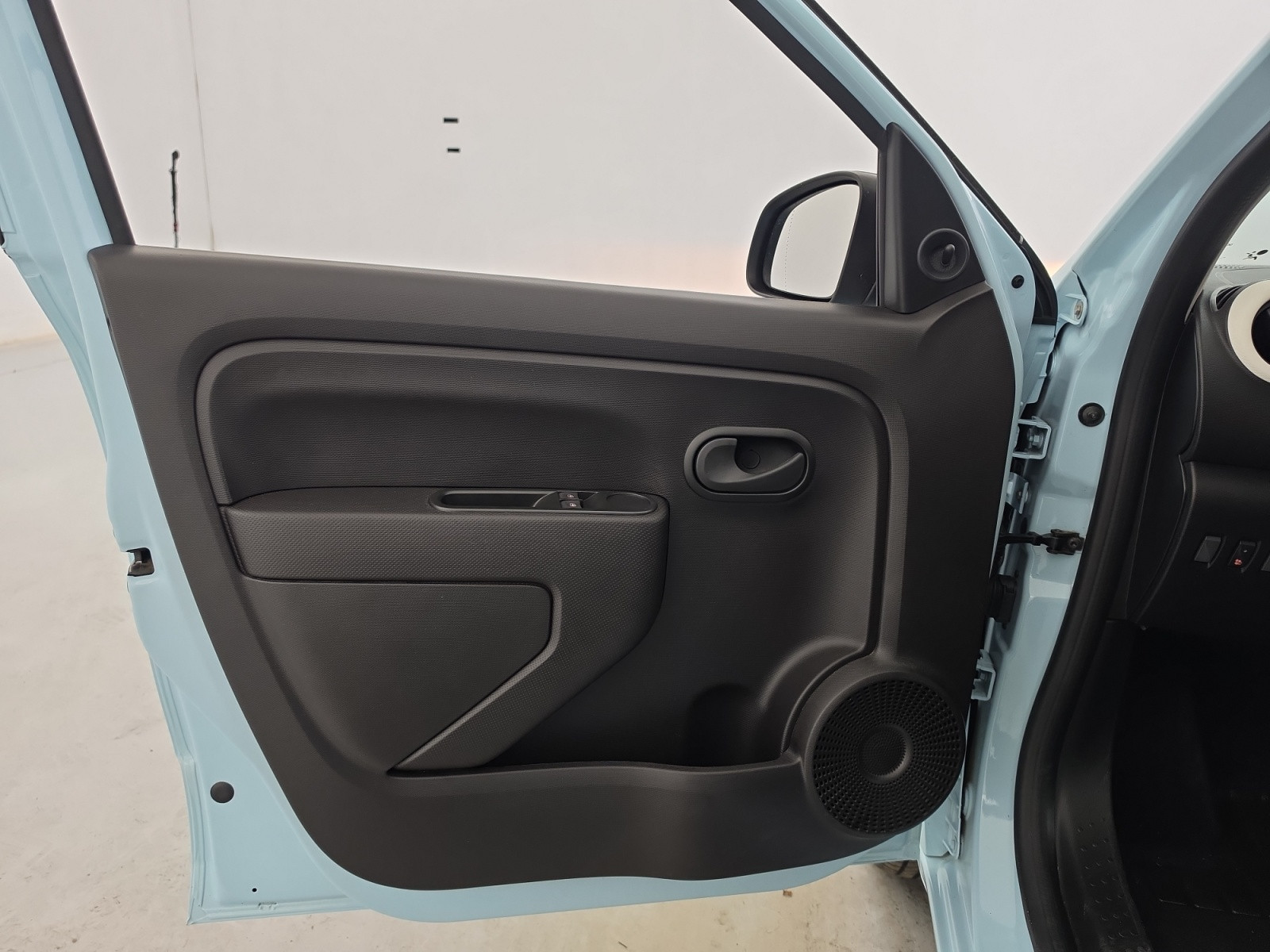 Vente en ligne Renault Twingo Electrique Twingo III E-Tech au prix de 13 990 €