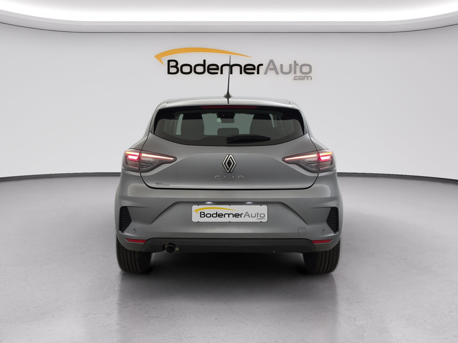 Vente en ligne Renault Clio 5 Clio TCe 90 au prix de 15 900 €