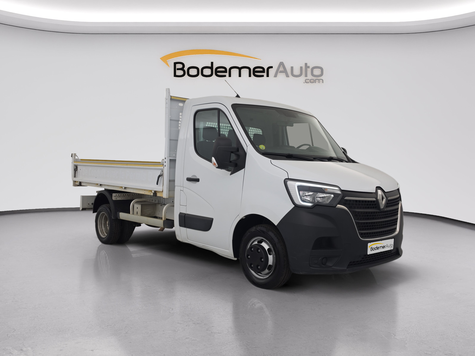 Vente en ligne Renault Master 3 Châssis Cabine MASTER CC PROP RJ3500 L2 PAFC BLUE DCI 130 EURO VI au prix de 29 990 €