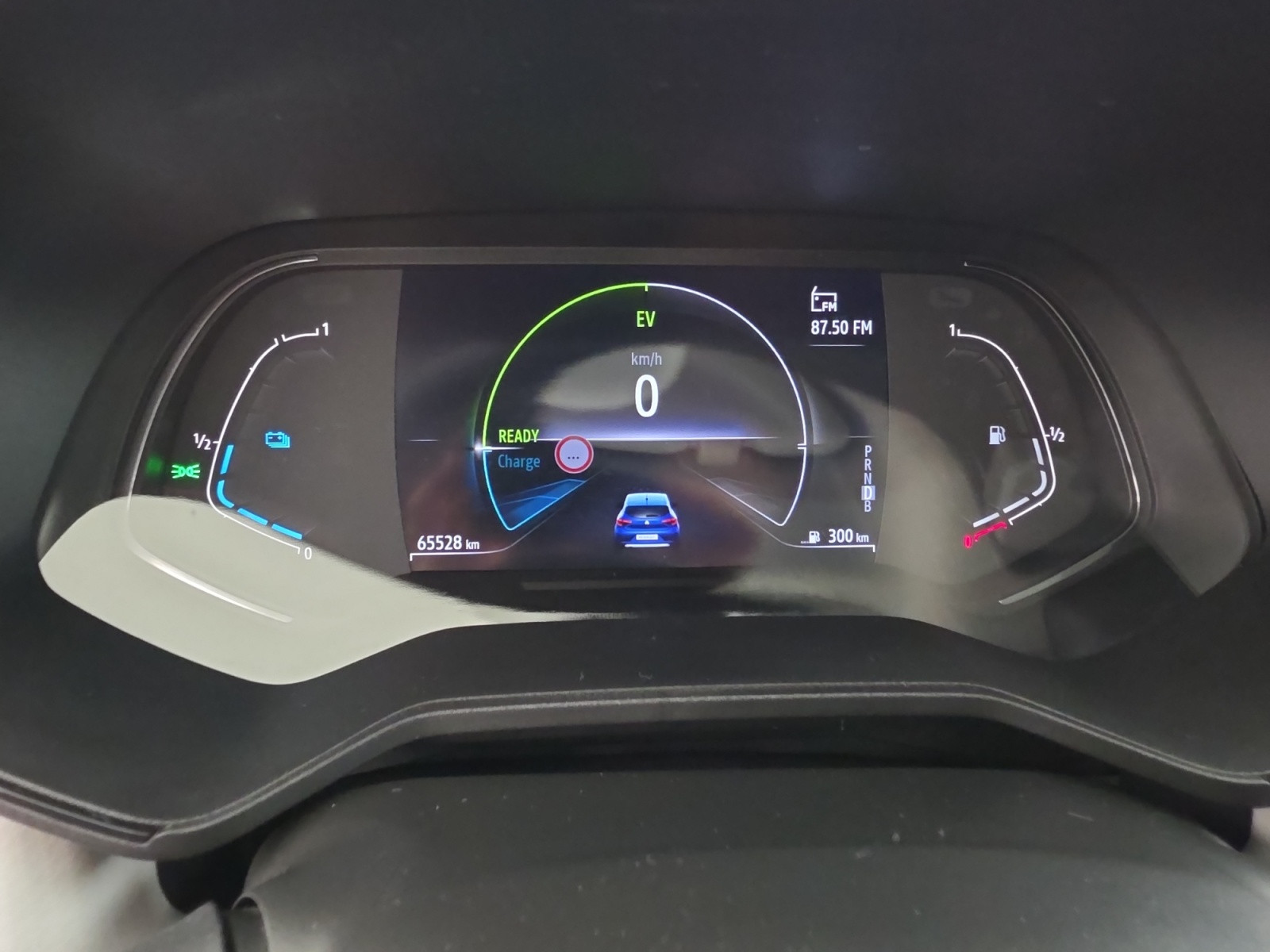 Vente en ligne Renault Clio 5 Clio E-Tech full hybrid 145 au prix de 16 700 €