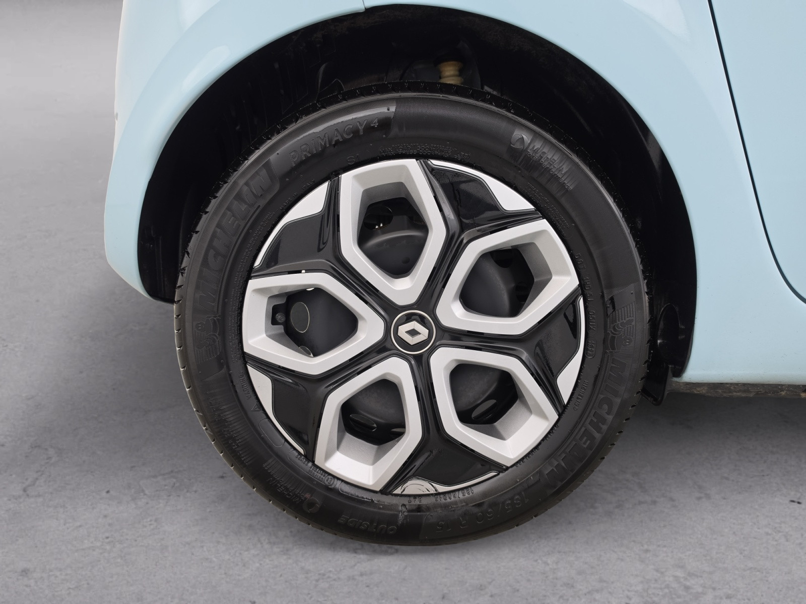 Vente en ligne Renault Twingo Electrique Twingo III E-Tech au prix de 14 900 €