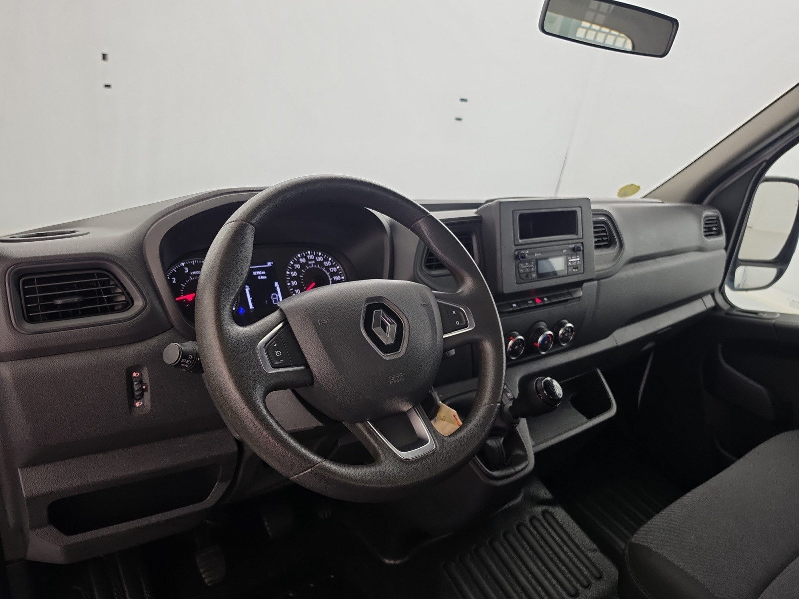Vente en ligne Renault Master 3 Châssis Cabine MASTER CC PROP RJ3500 L2 PAFC BLUE DCI 130 EURO VI au prix de 29 990 €