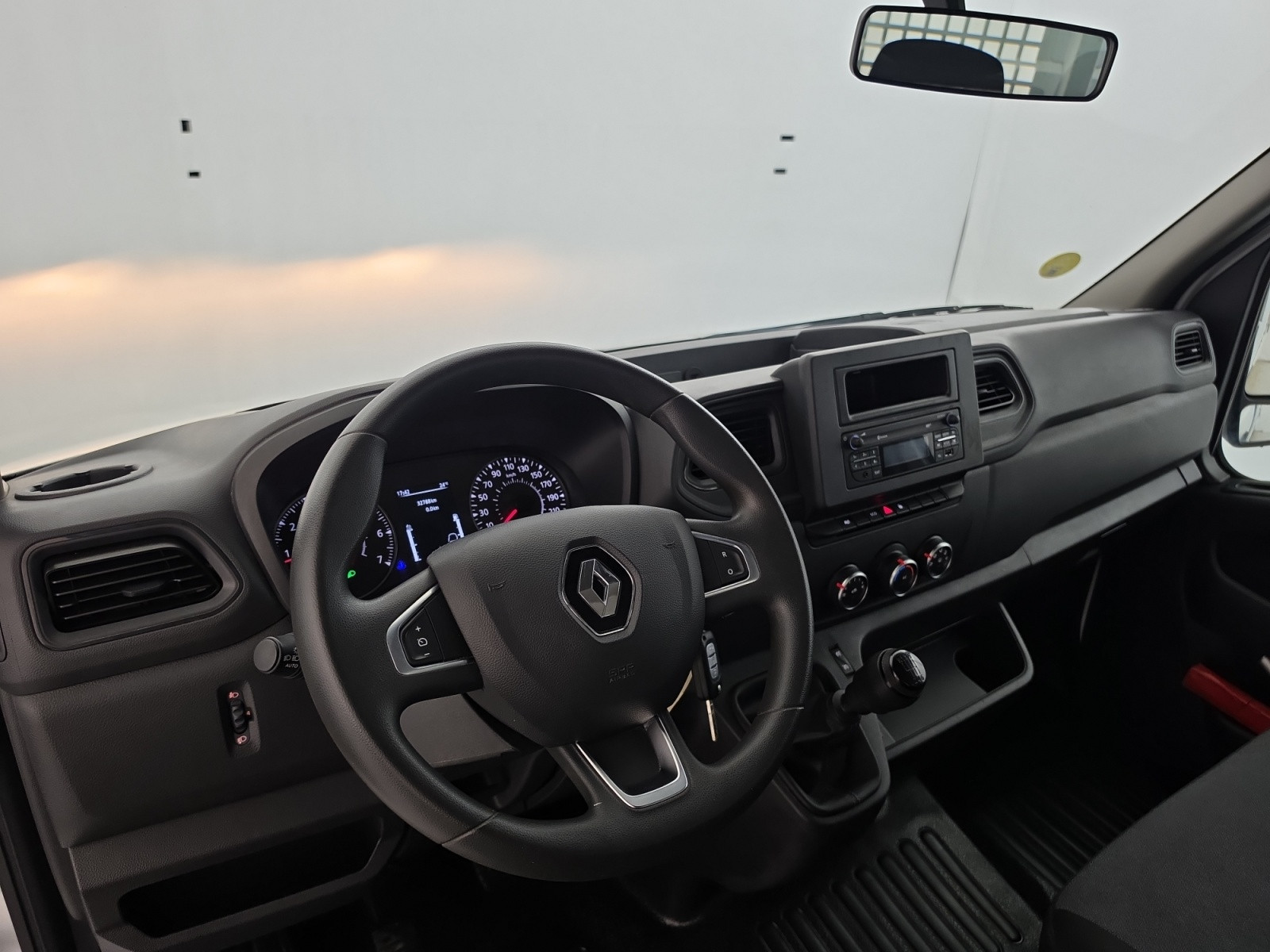 Vente en ligne Renault Master 3 Châssis Cabine MASTER CC PROP RJ3500 L2 PAFC BLUE DCI 130 EURO VI au prix de 29 990 €
