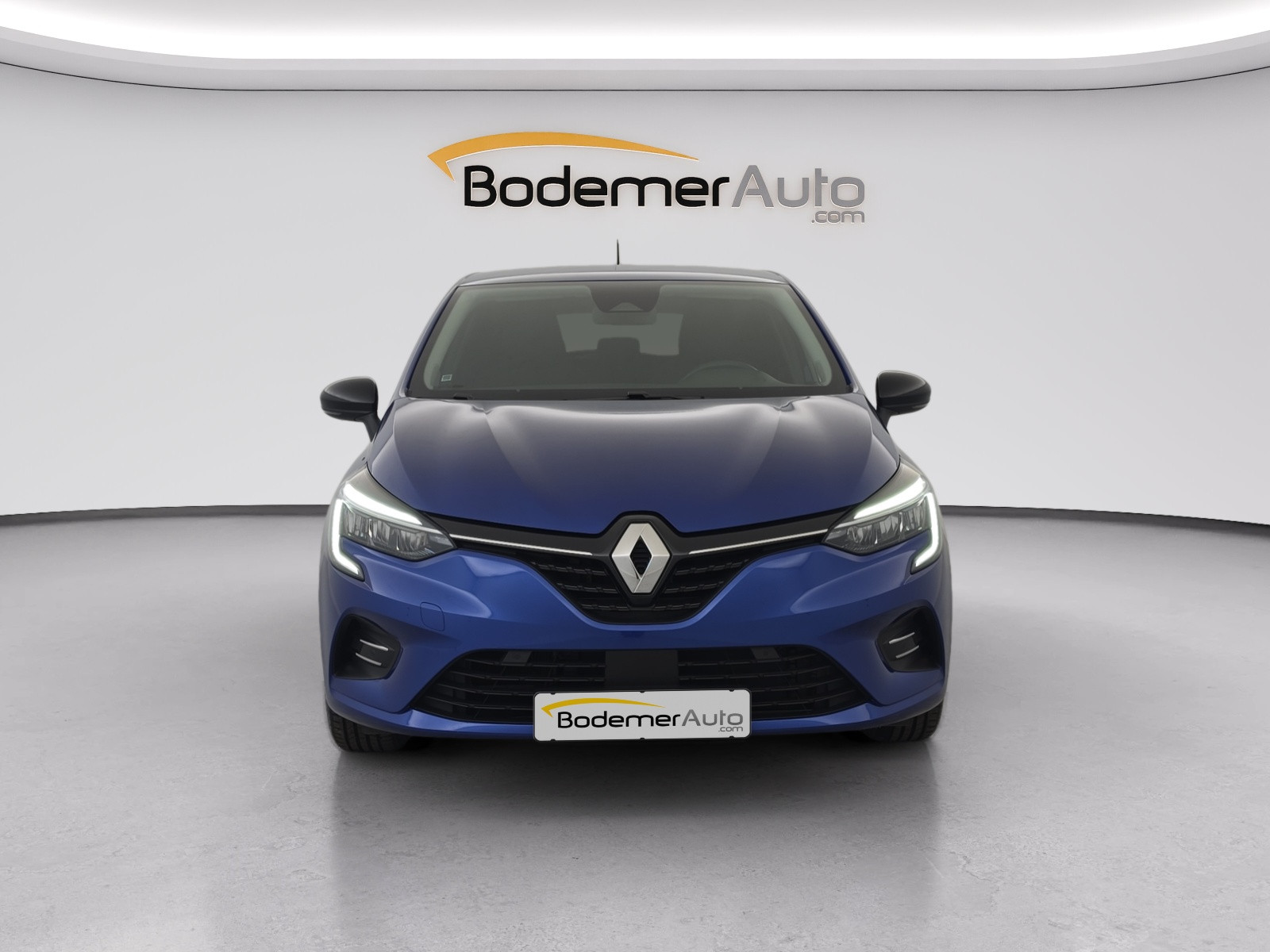 Vente en ligne Renault Clio 5 Clio E-Tech full hybrid 145 au prix de 16 700 €