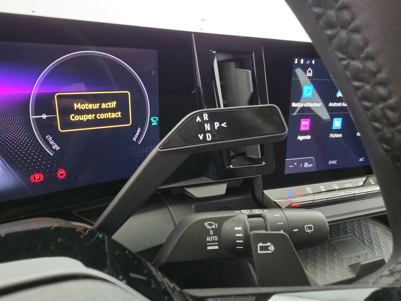 Vente en ligne Renault Megane E-Tech  EV60 220 ch super charge au prix de 24 900 €