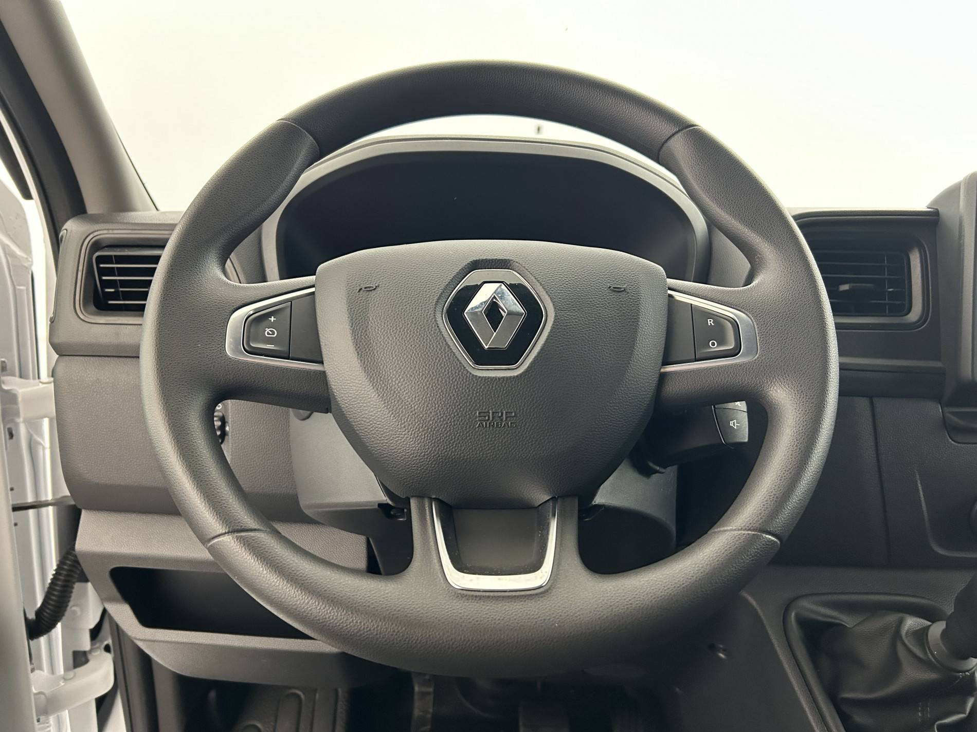 Vente en ligne Renault Master Fourgon MASTER FGN TRAC F3500 L2H2 BLUE DCI 135 au prix de 23 590 €