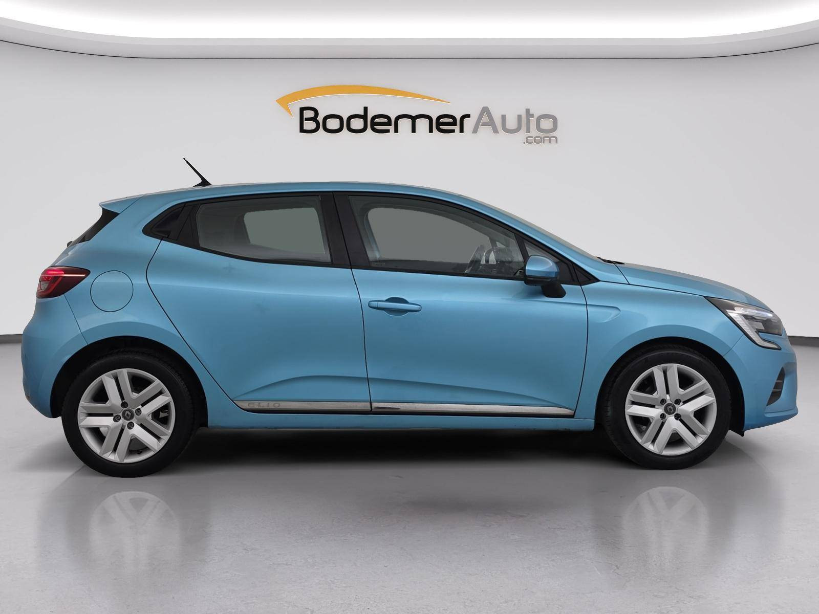 Vente en ligne Renault Clio 5 Clio TCe 90 - 21N au prix de 13 990 €