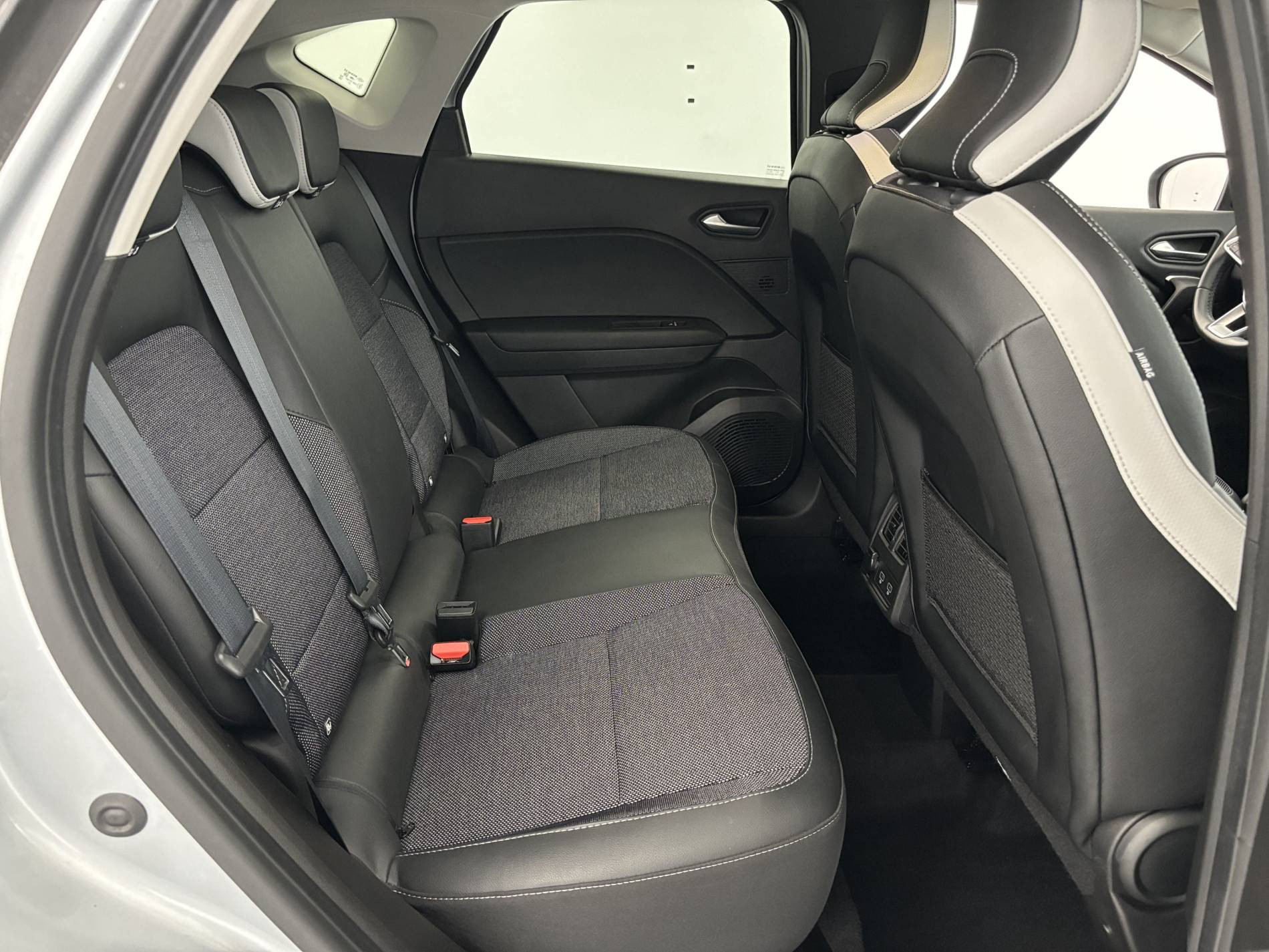 Vente en ligne Renault Captur  E-Tech Plug-in 160 - 21 au prix de 18 590 €