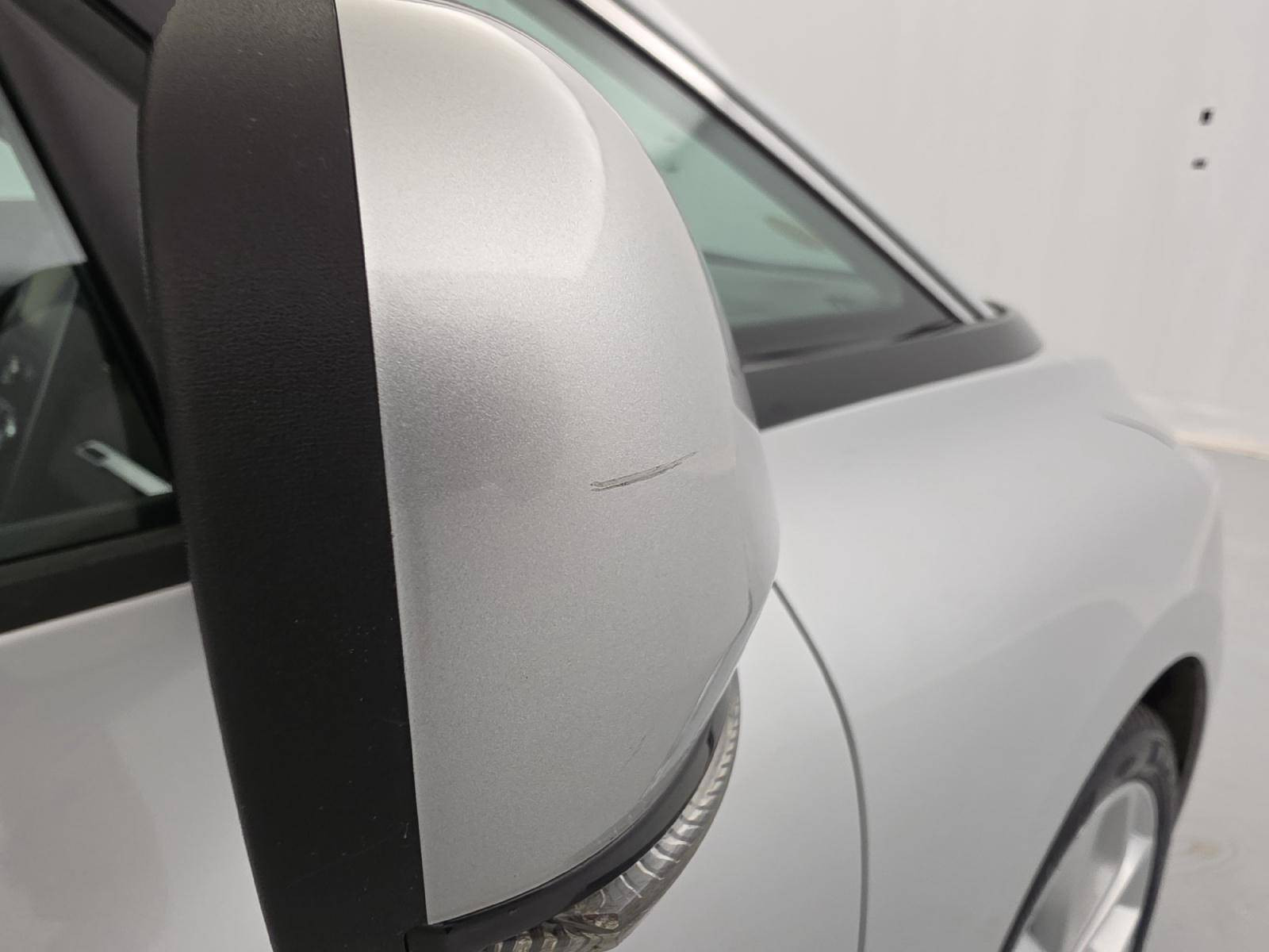 Vente en ligne Renault Grand Scenic 4 Grand Scenic Blue dCi 120 EDC au prix de 20 900 €