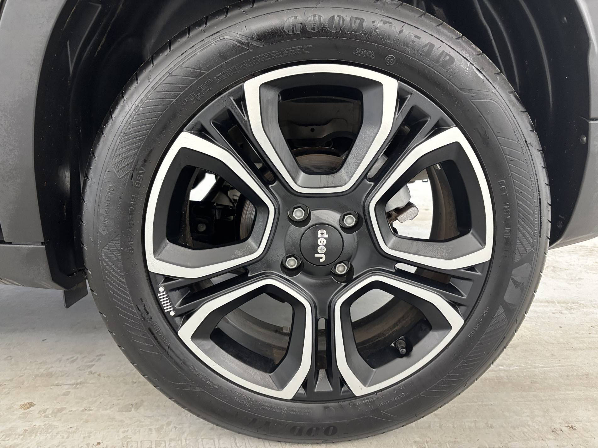 Vente en ligne Jeep Avenger  1.2 Turbo T3 100 ch e-Hybrid BVR6 au prix de 22 990 €