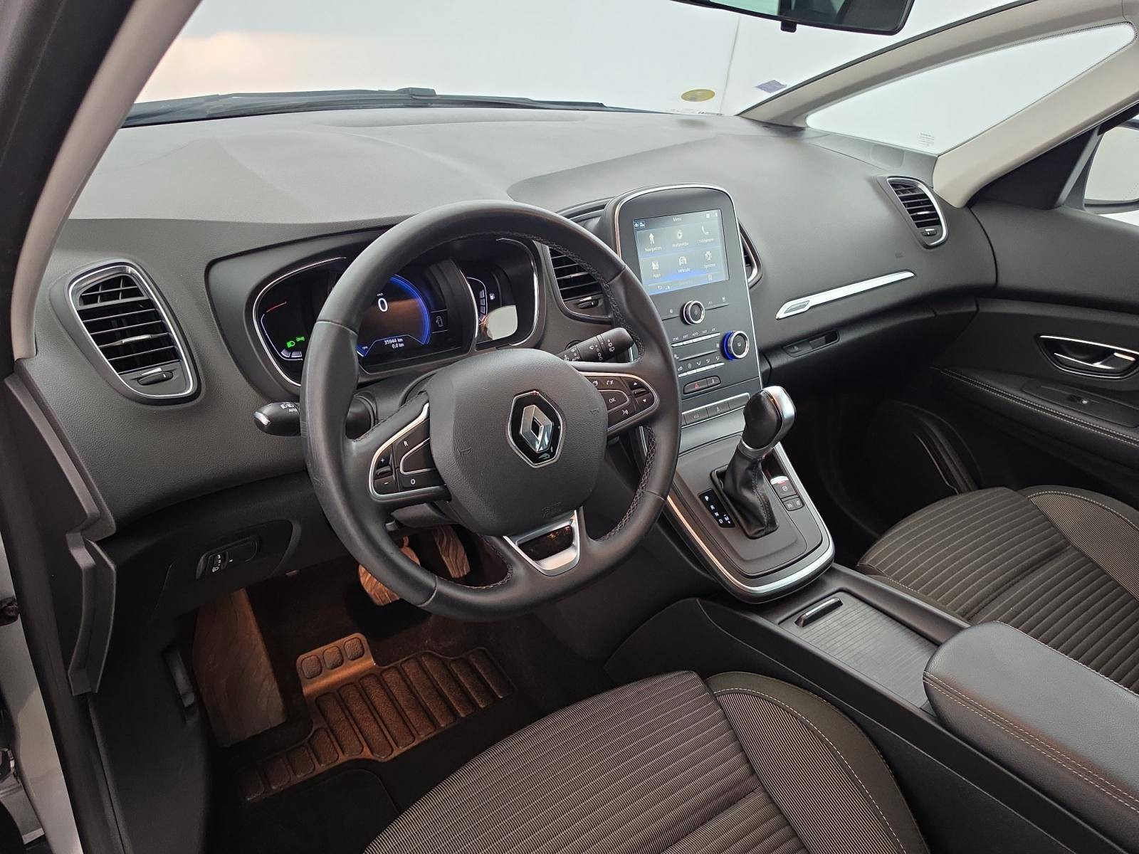 Vente en ligne Renault Grand Scenic 4 Grand Scenic Blue dCi 120 EDC au prix de 20 900 €