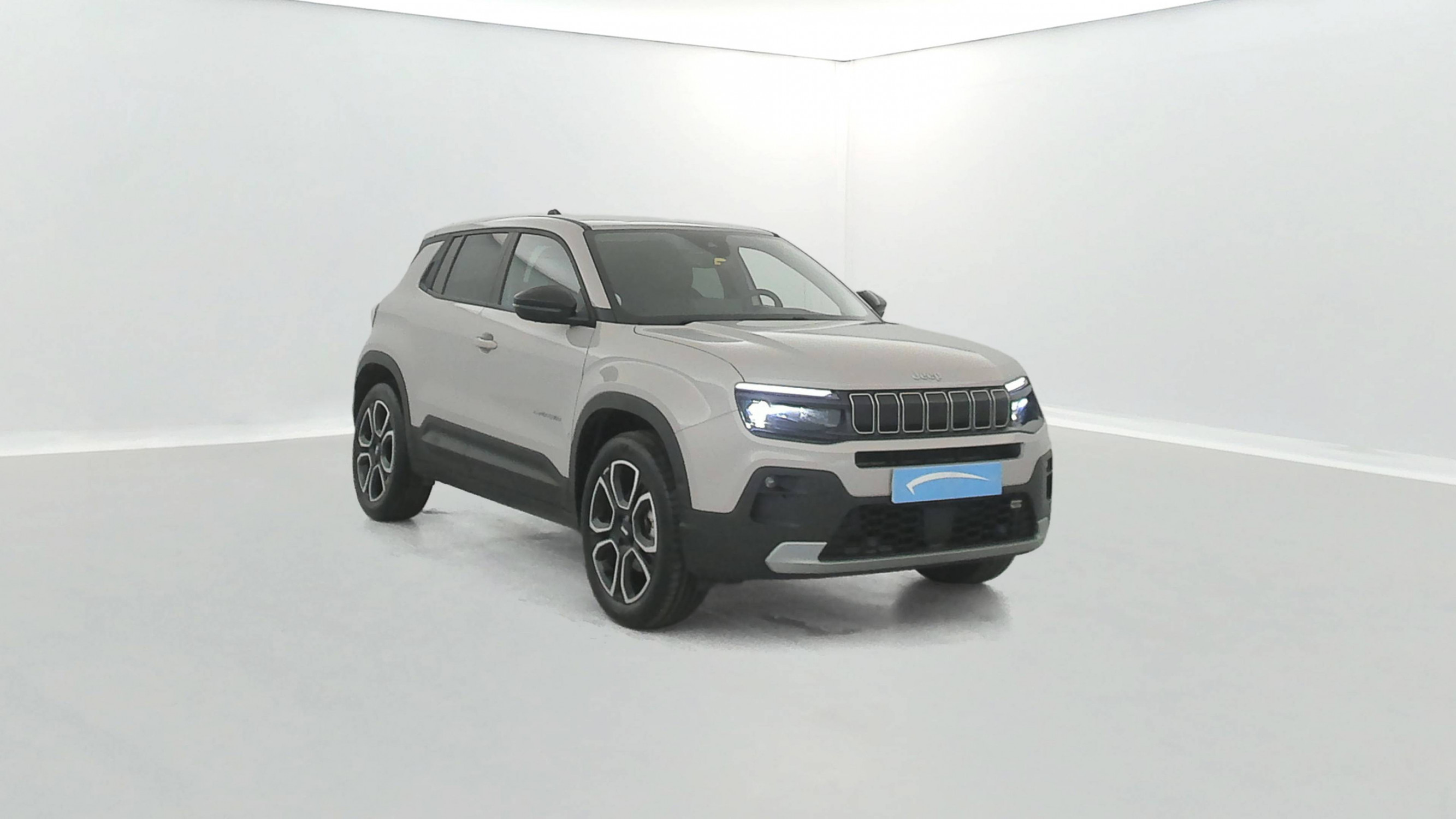 Vente en ligne Jeep Avenger  1.2 Turbo T3 100 ch e-Hybrid BVR6 au prix de 22 990 €