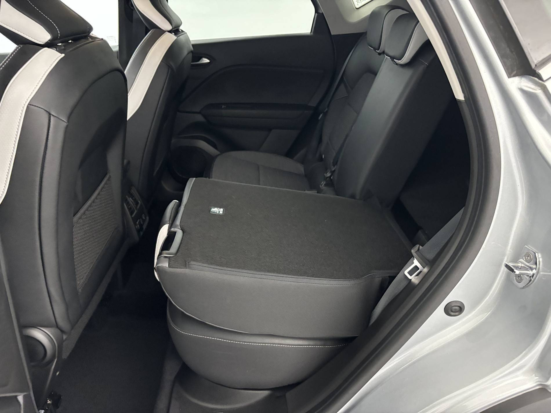 Vente en ligne Renault Captur  E-Tech Plug-in 160 - 21 au prix de 18 590 €