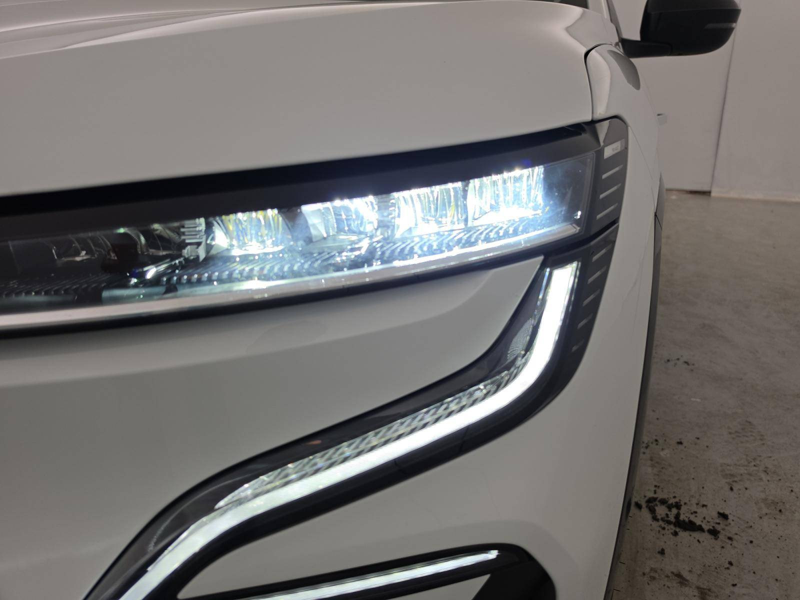 Vente en ligne Renault Megane E-Tech  EV40 130ch standard charge au prix de 21 500 €