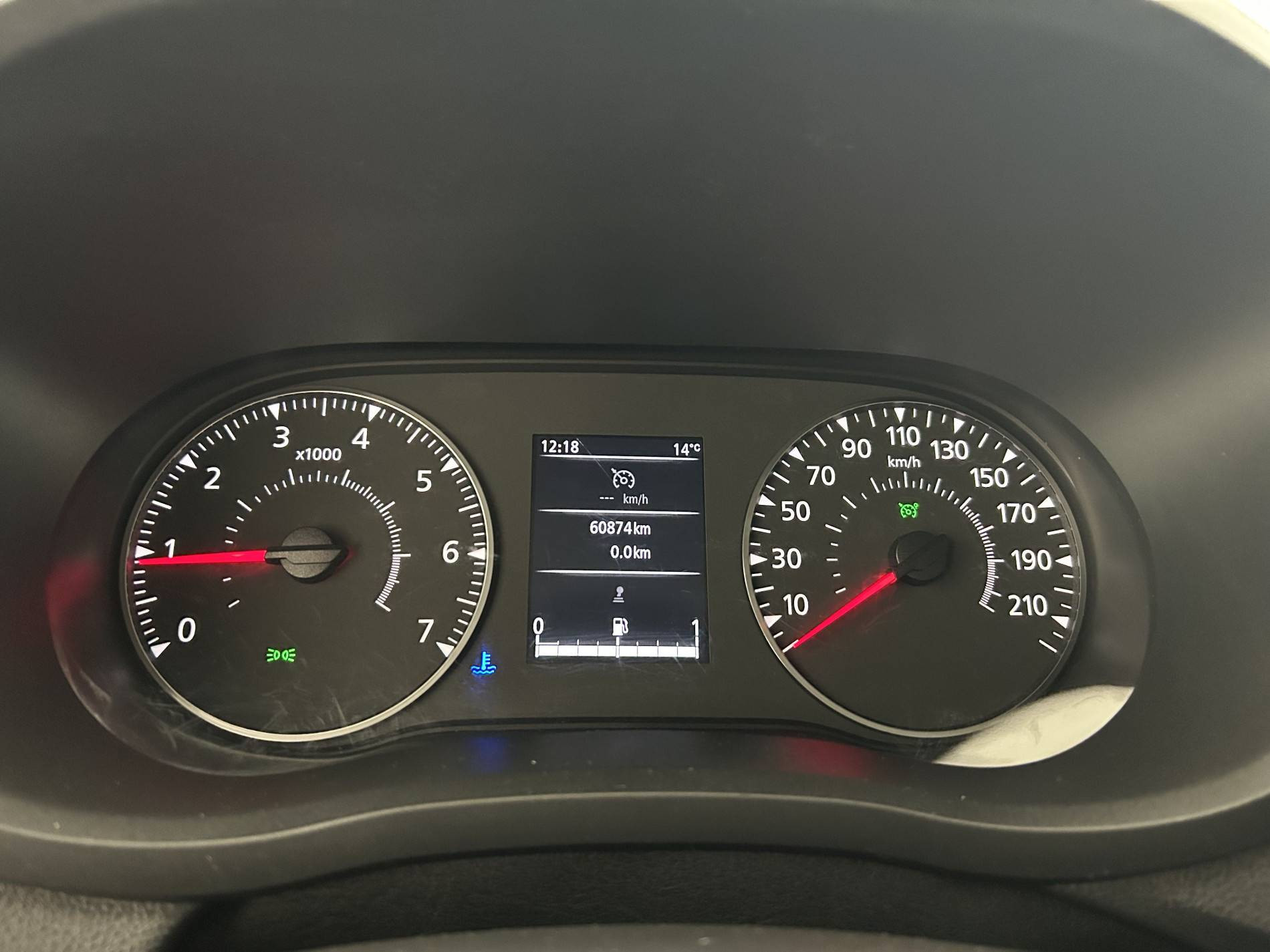 Vente en ligne Renault Master Fourgon MASTER FGN TRAC F3500 L2H2 BLUE DCI 135 au prix de 19 490 €