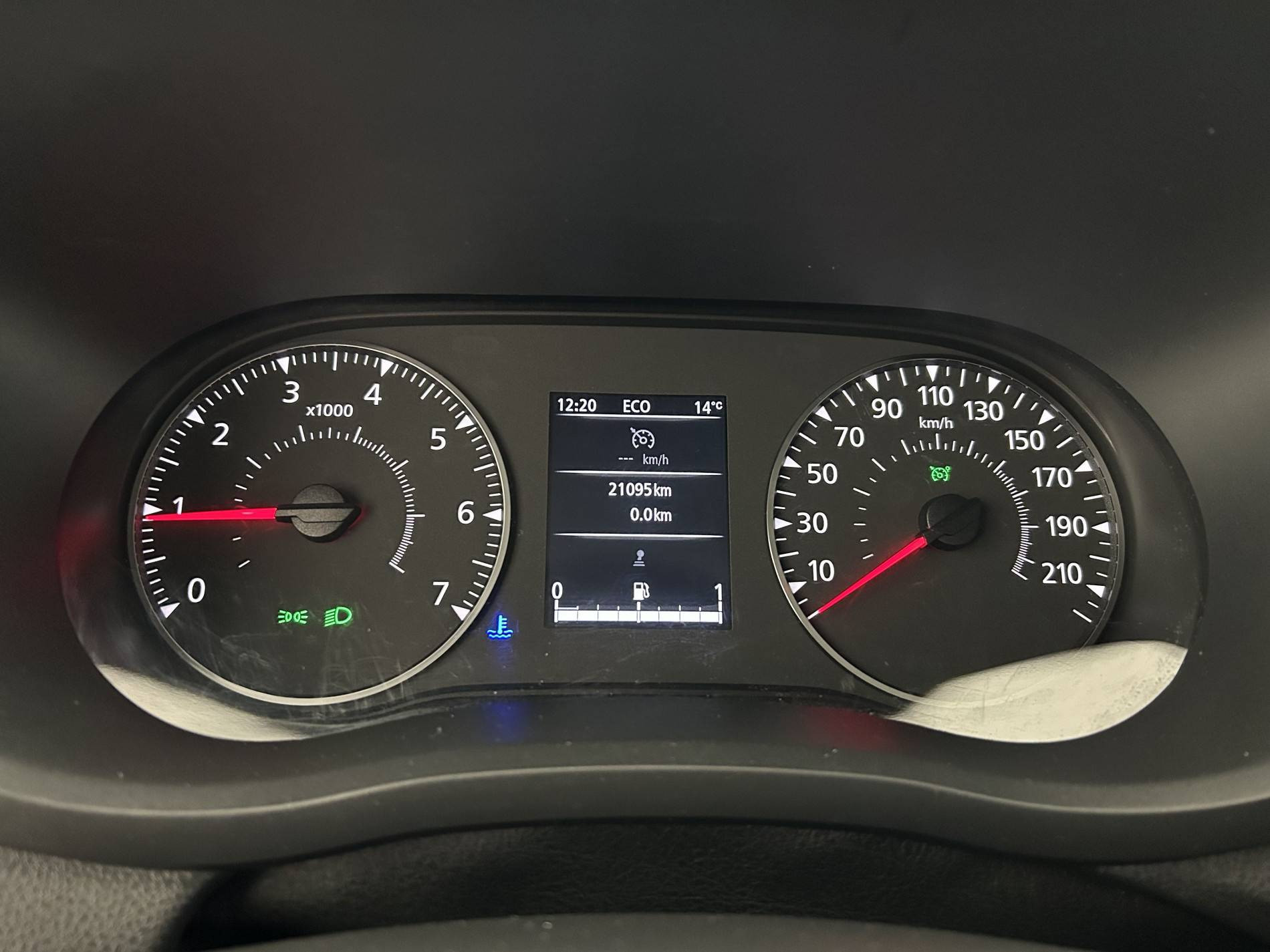 Vente en ligne Renault Master Fourgon MASTER FGN TRAC F3500 L2H2 BLUE DCI 135 au prix de 22 790 €