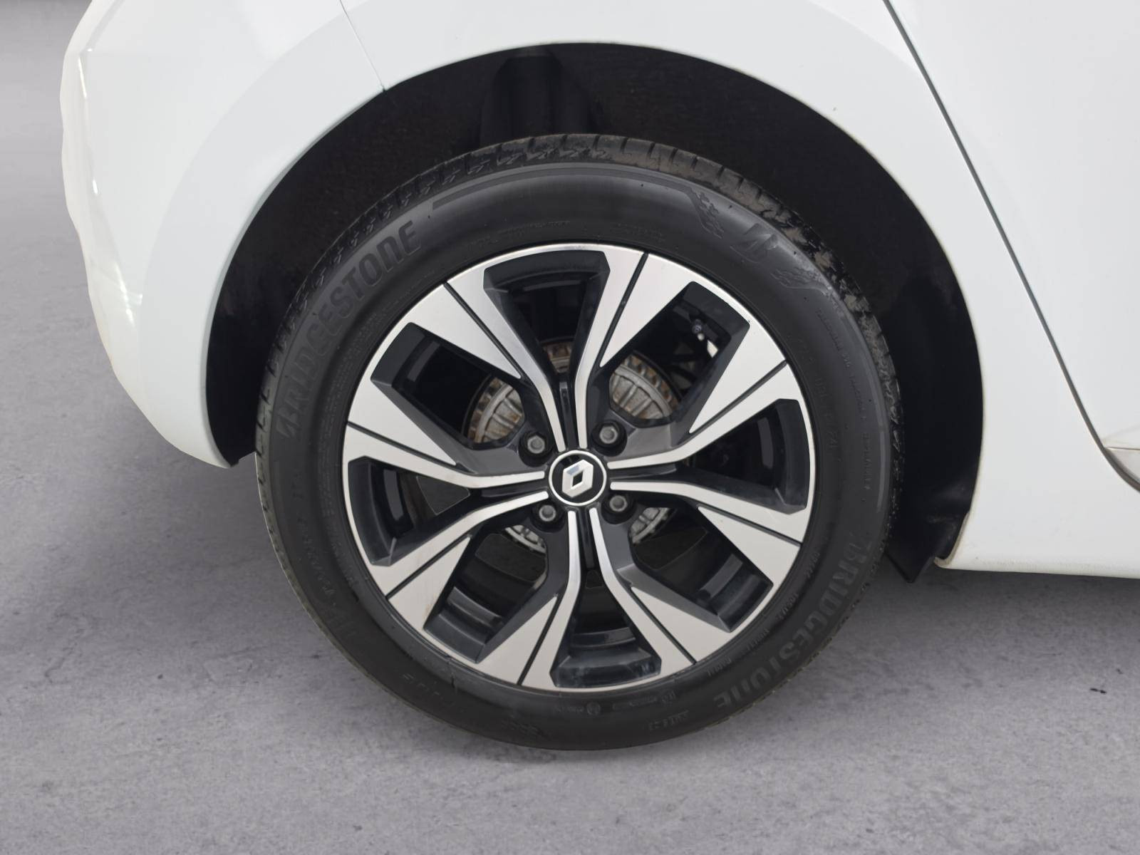 Vente en ligne Renault Clio 5 Clio SCe 65 au prix de 12 490 €
