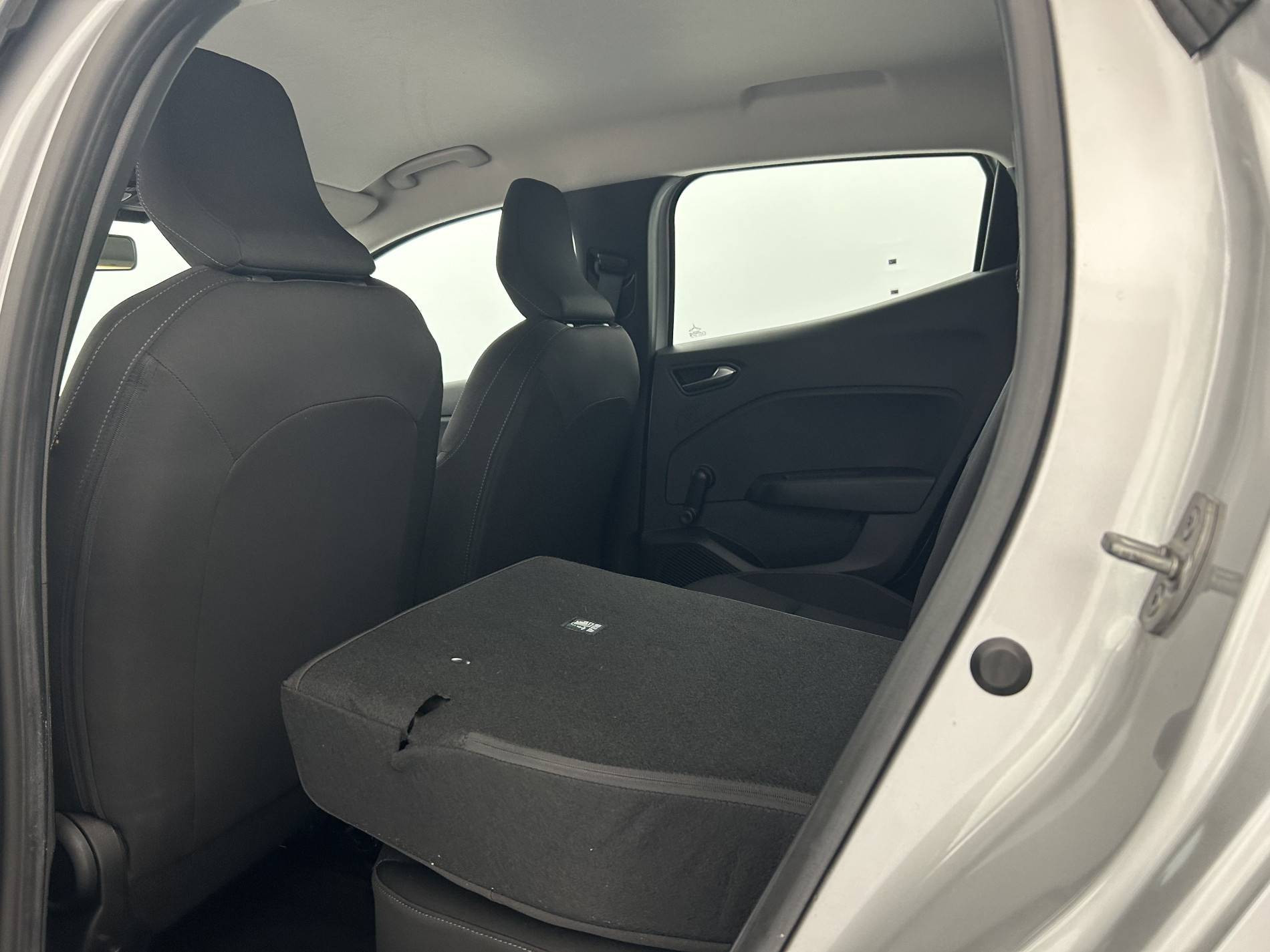 Vente en ligne Renault Clio 5 Clio TCe 90 au prix de 14 990 €
