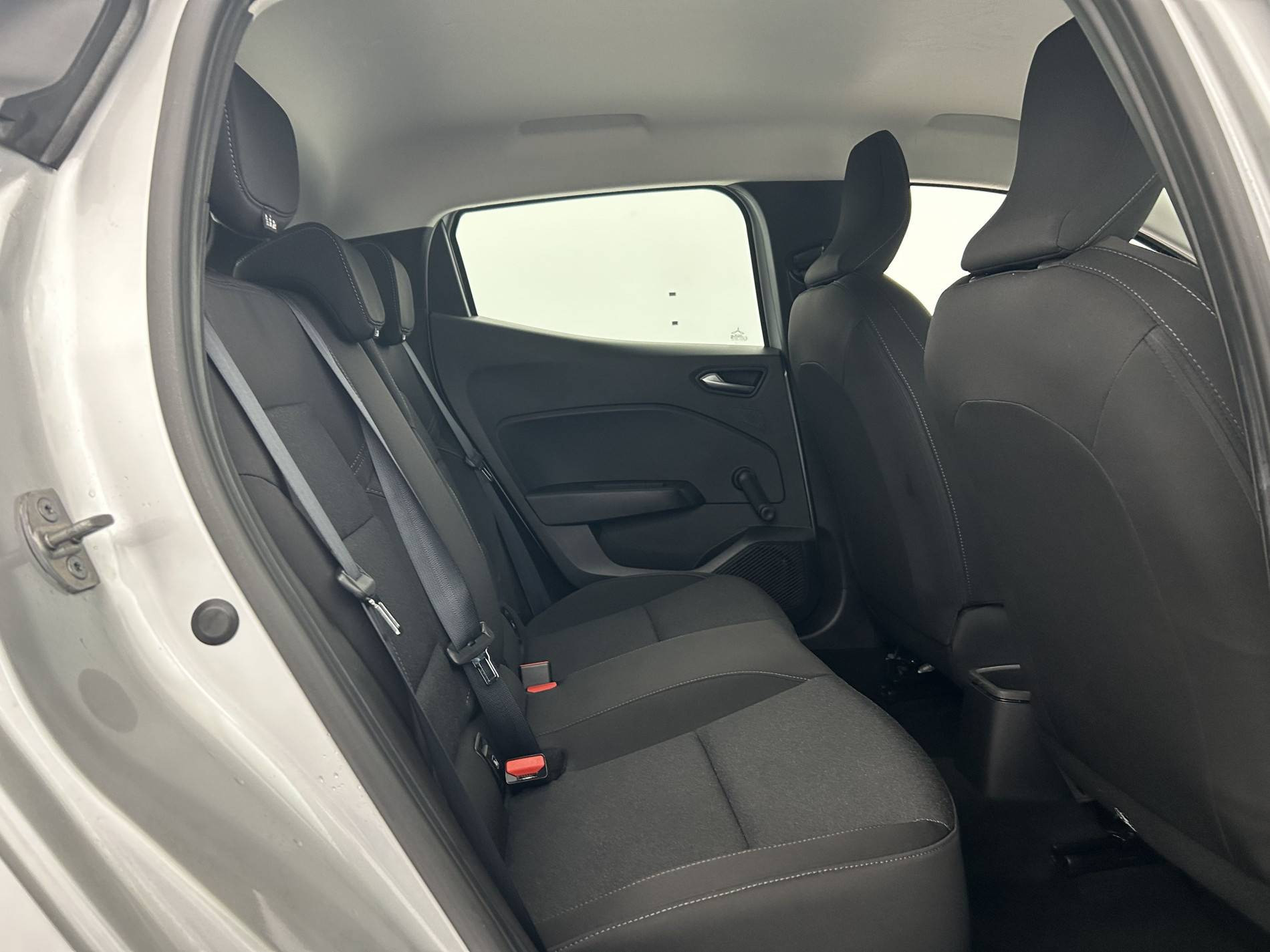 Vente en ligne Renault Clio 5 Clio TCe 90 au prix de 14 990 €