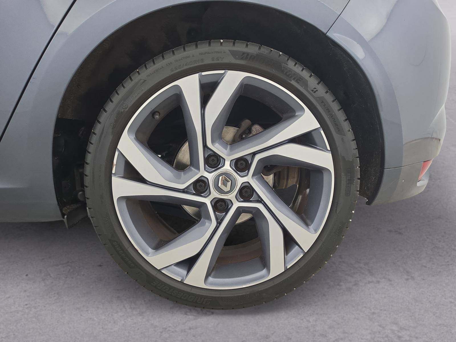 Vente en ligne Renault Megane 4 Mégane IV Berline TCe 140 EDC FAP - 21N au prix de 18 990 €