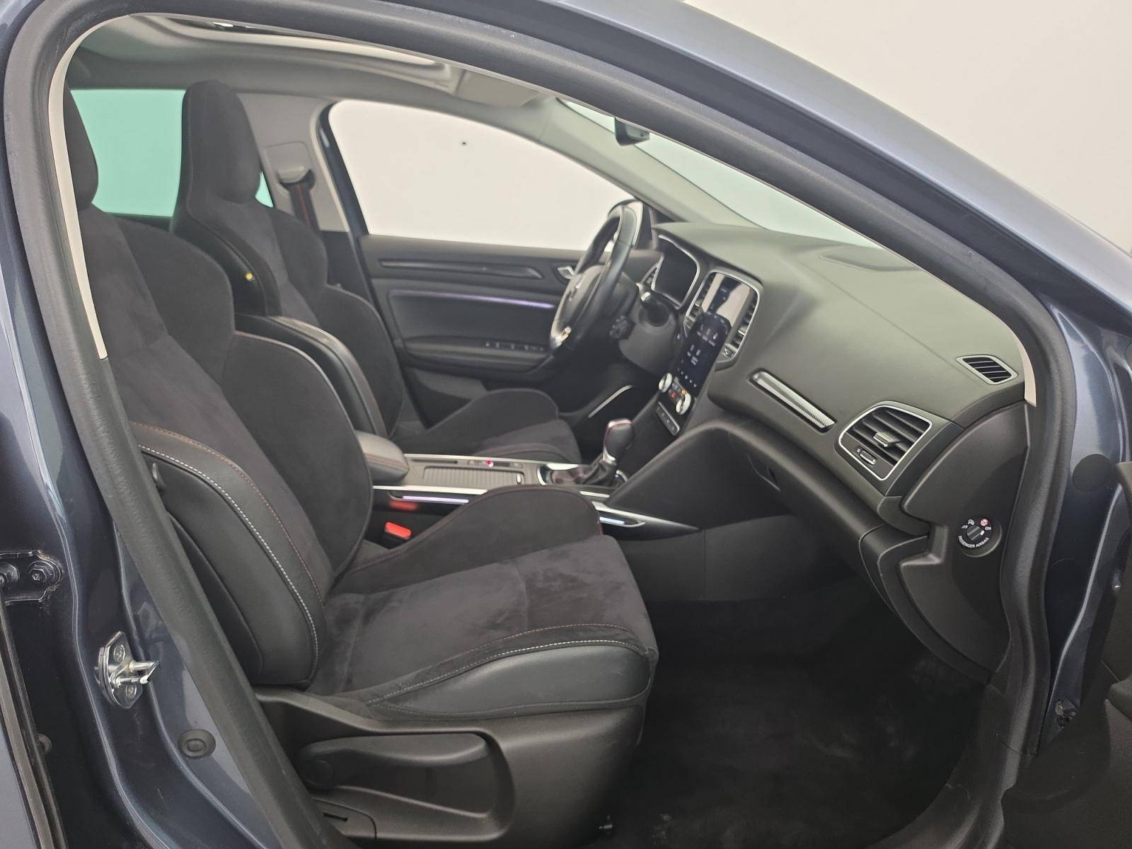 Vente en ligne Renault Megane 4 Mégane IV Berline TCe 140 EDC FAP - 21N au prix de 18 990 €