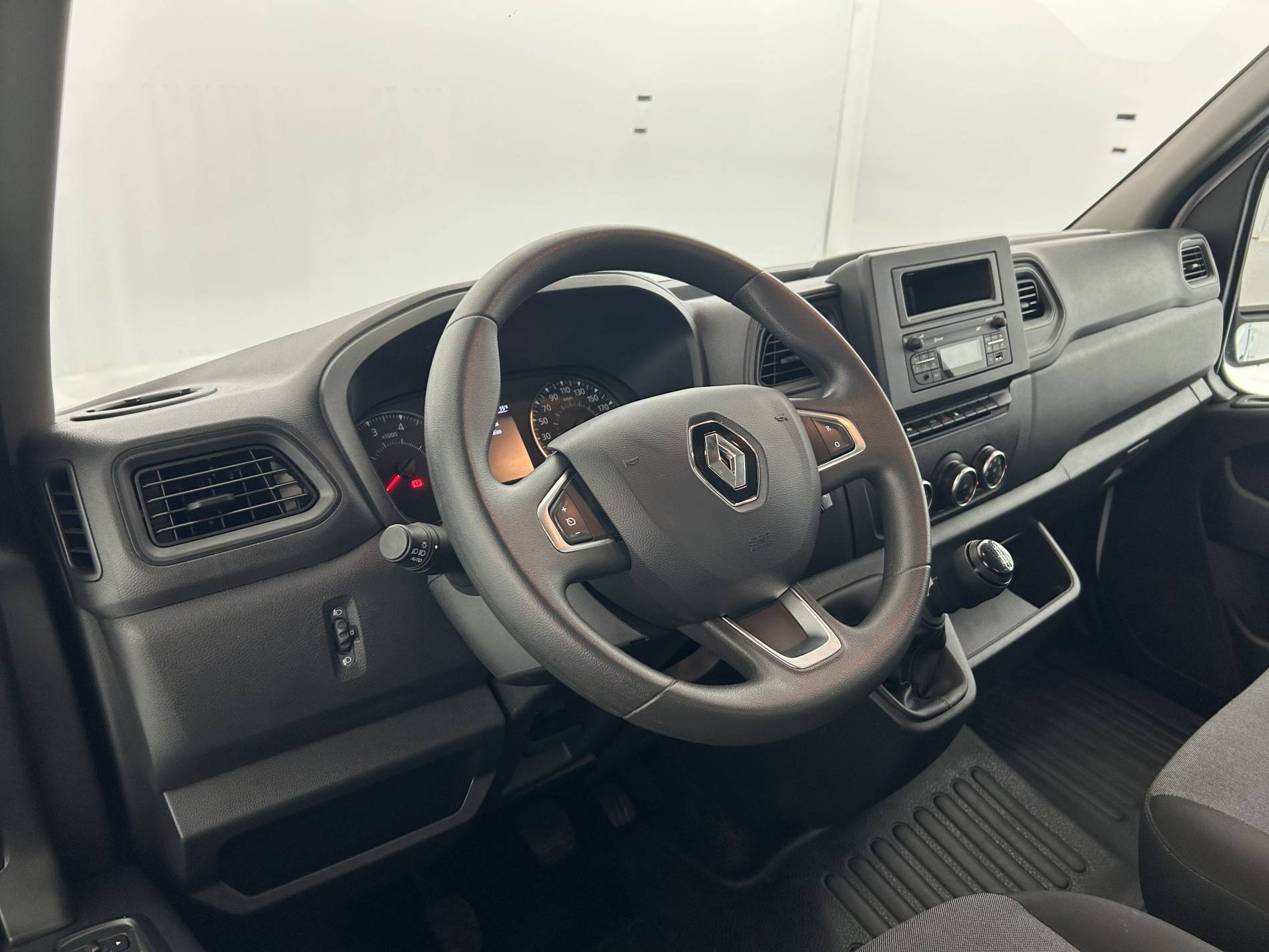 Vente en ligne Renault Master 3 Châssis Cabine MASTER CC PROP RJ3500 L2 PAFC BLUE DCI 130 EURO VI au prix de 30 490 €