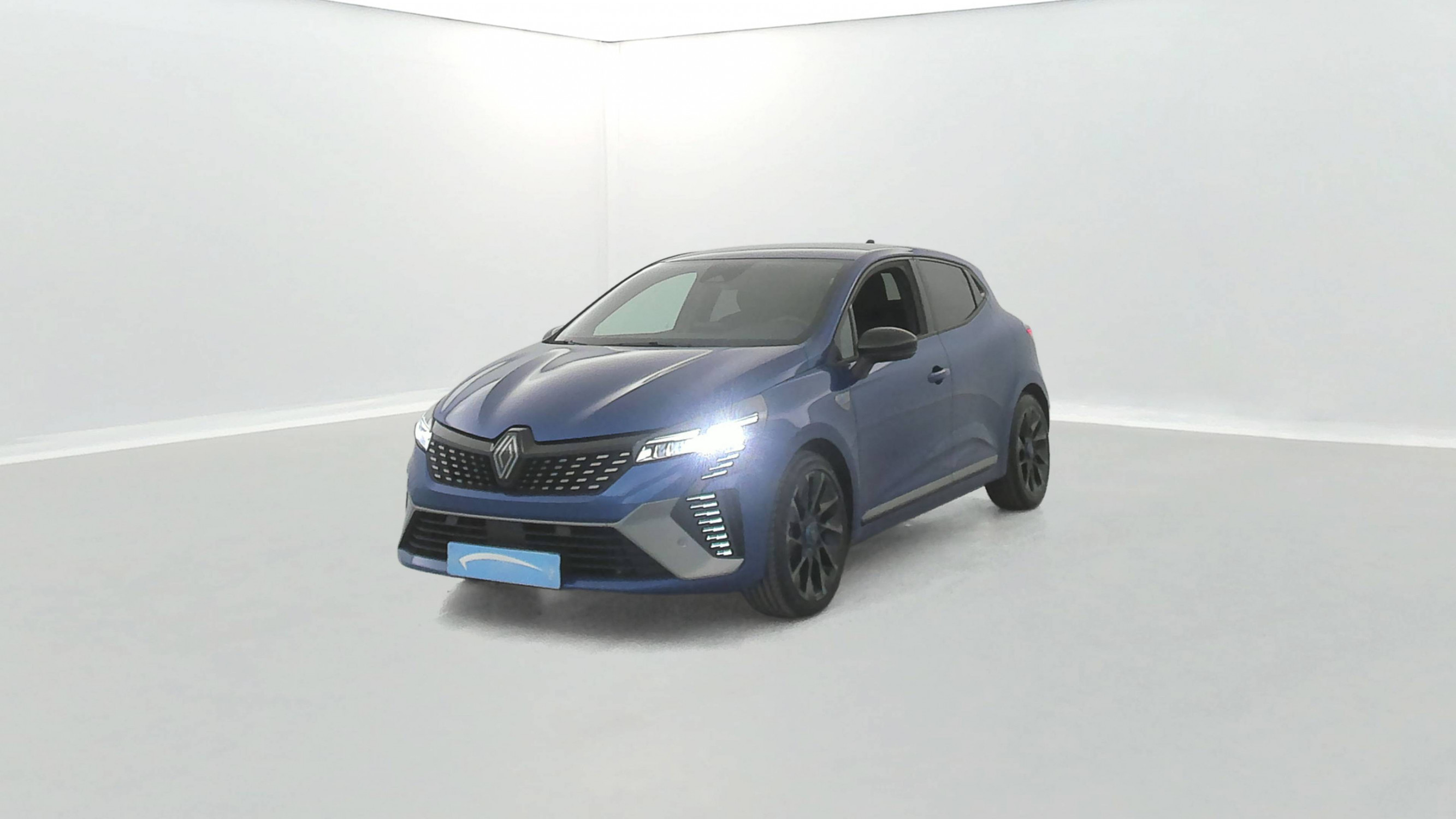 Renault Clio 5 Clio E-Tech full hybrid 145 occasion de 2024 en vente à Brest