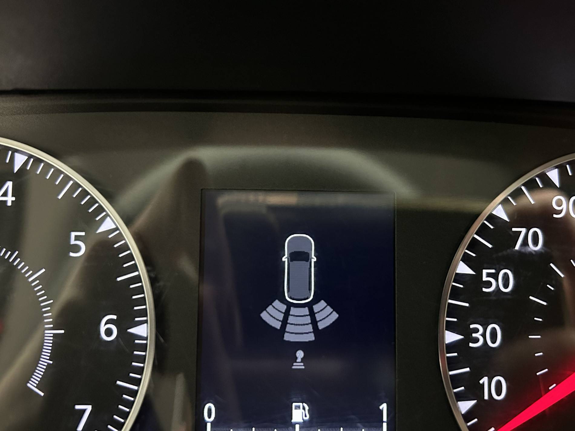 Vente en ligne Renault Master Fourgon MASTER FGN TRAC F3500 L2H2 BLUE DCI 135 au prix de 23 790 €