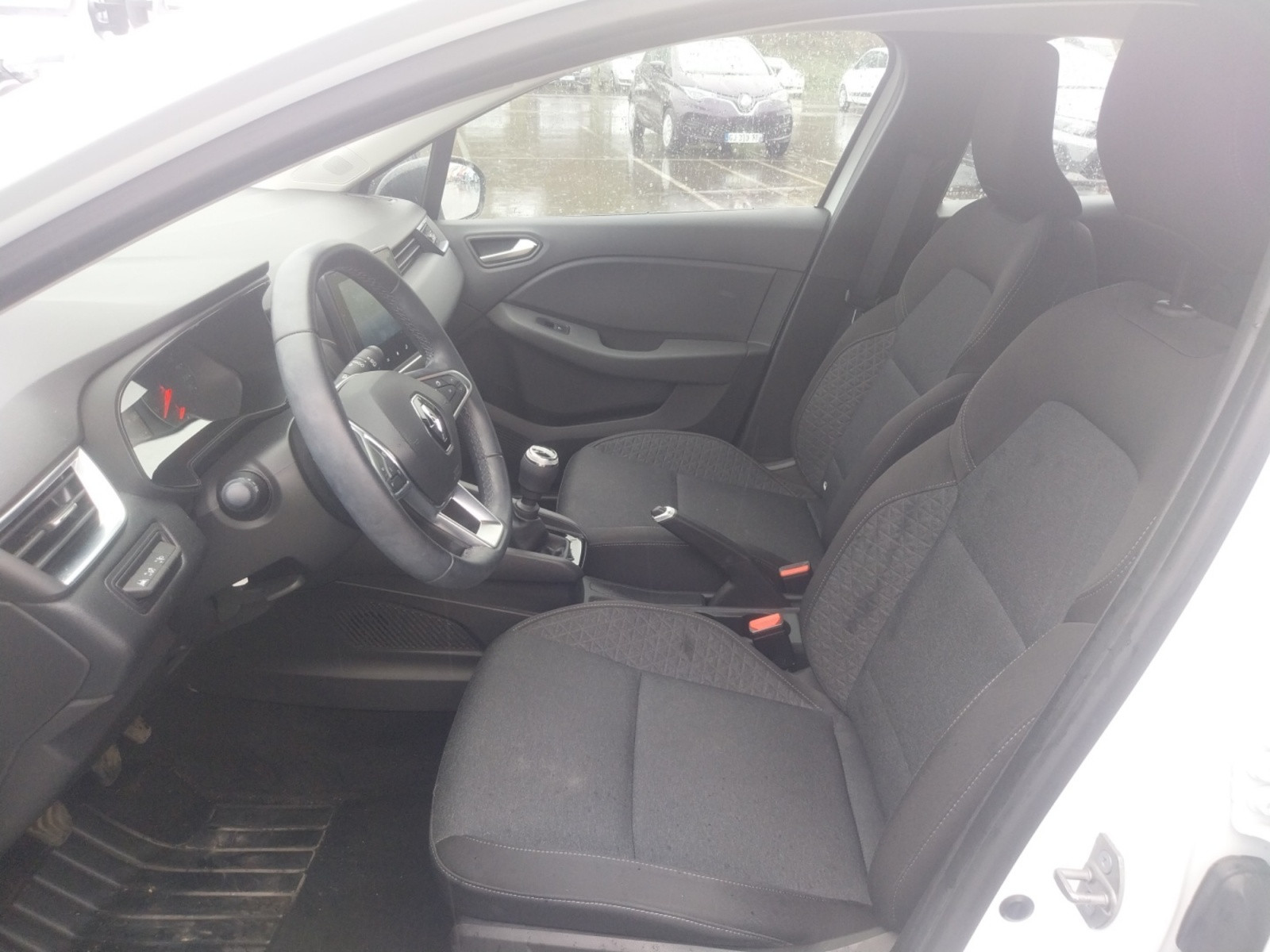 Vente en ligne Renault Clio 5 Clio TCe 90 au prix de 13 900 €
