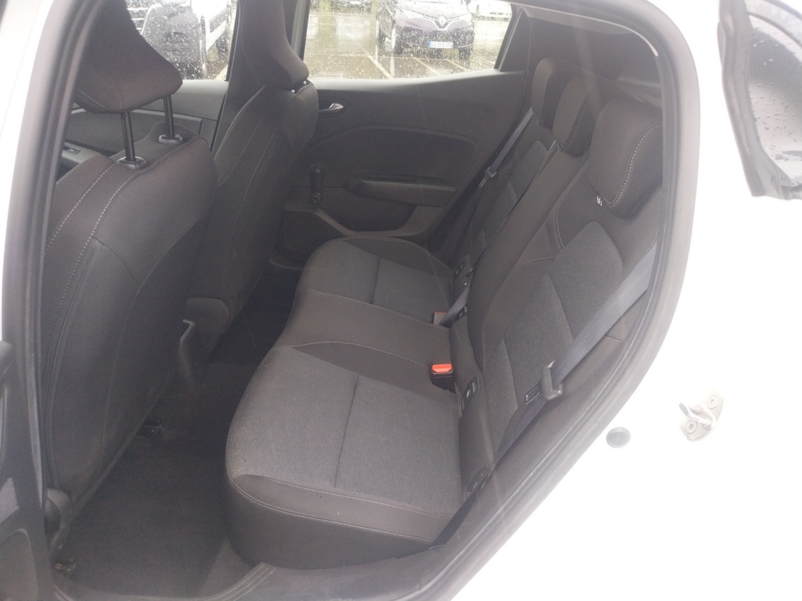 Vente en ligne Renault Clio 5 Clio TCe 90 au prix de 13 900 €