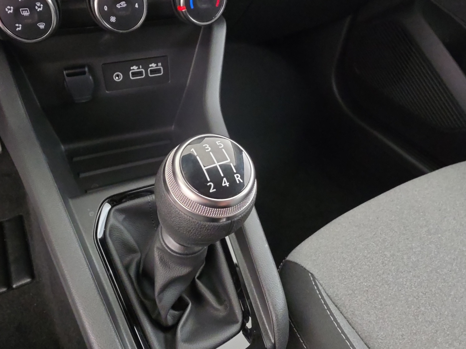 Vente en ligne Renault Clio 5 Clio SCe 65 ch GSR2 au prix de 14 900 €