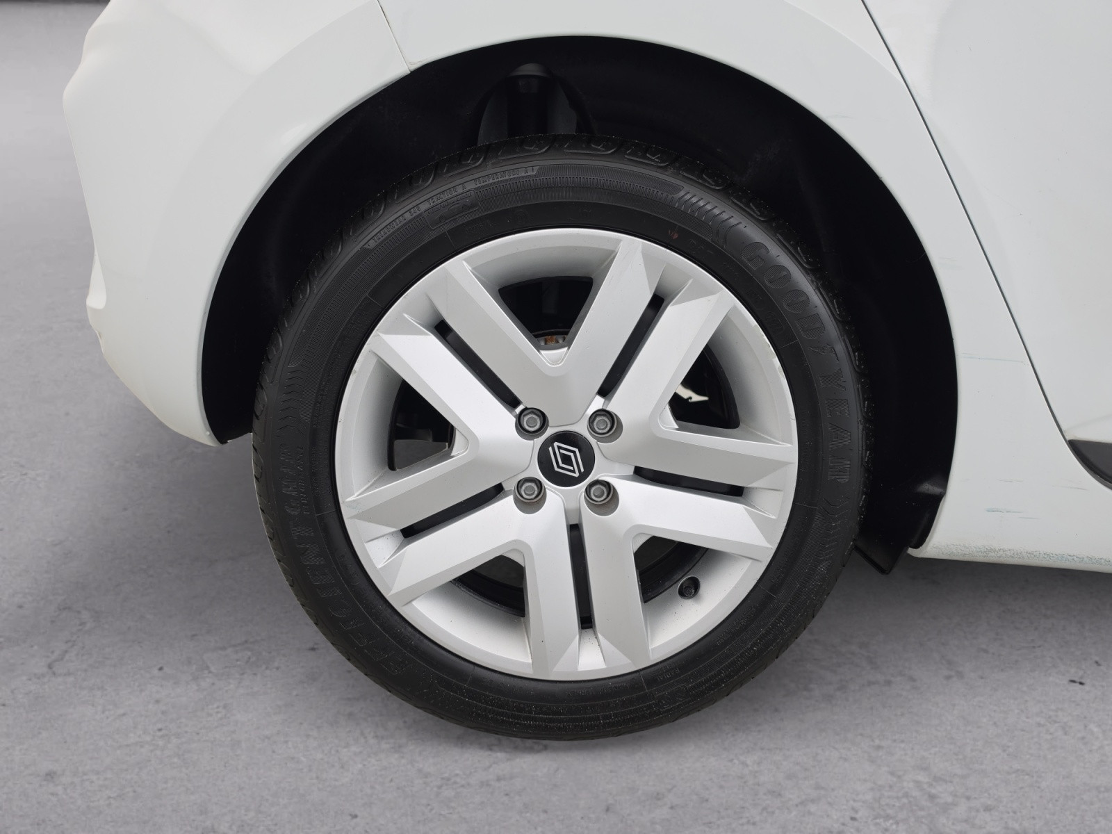 Vente en ligne Renault Clio 5 Clio SCe 65 ch GSR2 au prix de 14 900 €