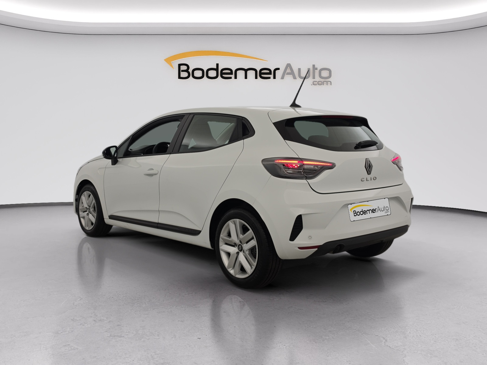 Vente en ligne Renault Clio 5 Clio SCe 65 ch GSR2 au prix de 14 900 €