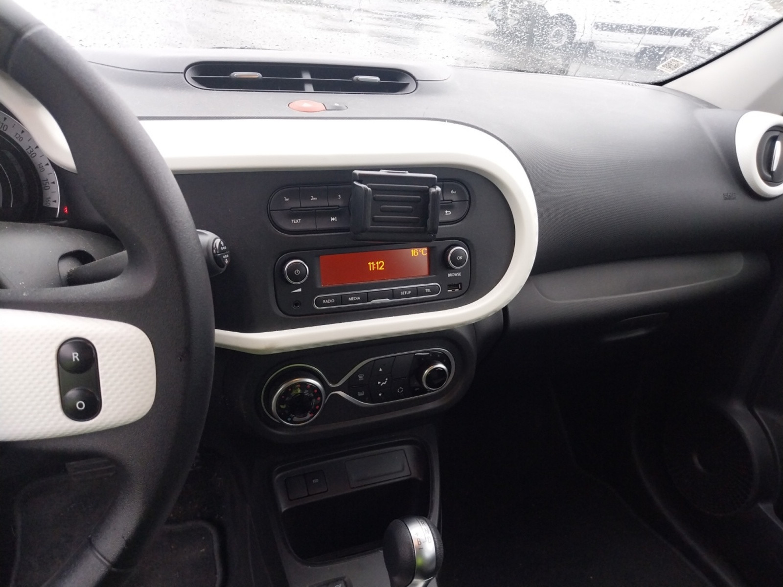 Vente en ligne Renault Twingo Electrique Twingo III E-Tech au prix de 13 990 €