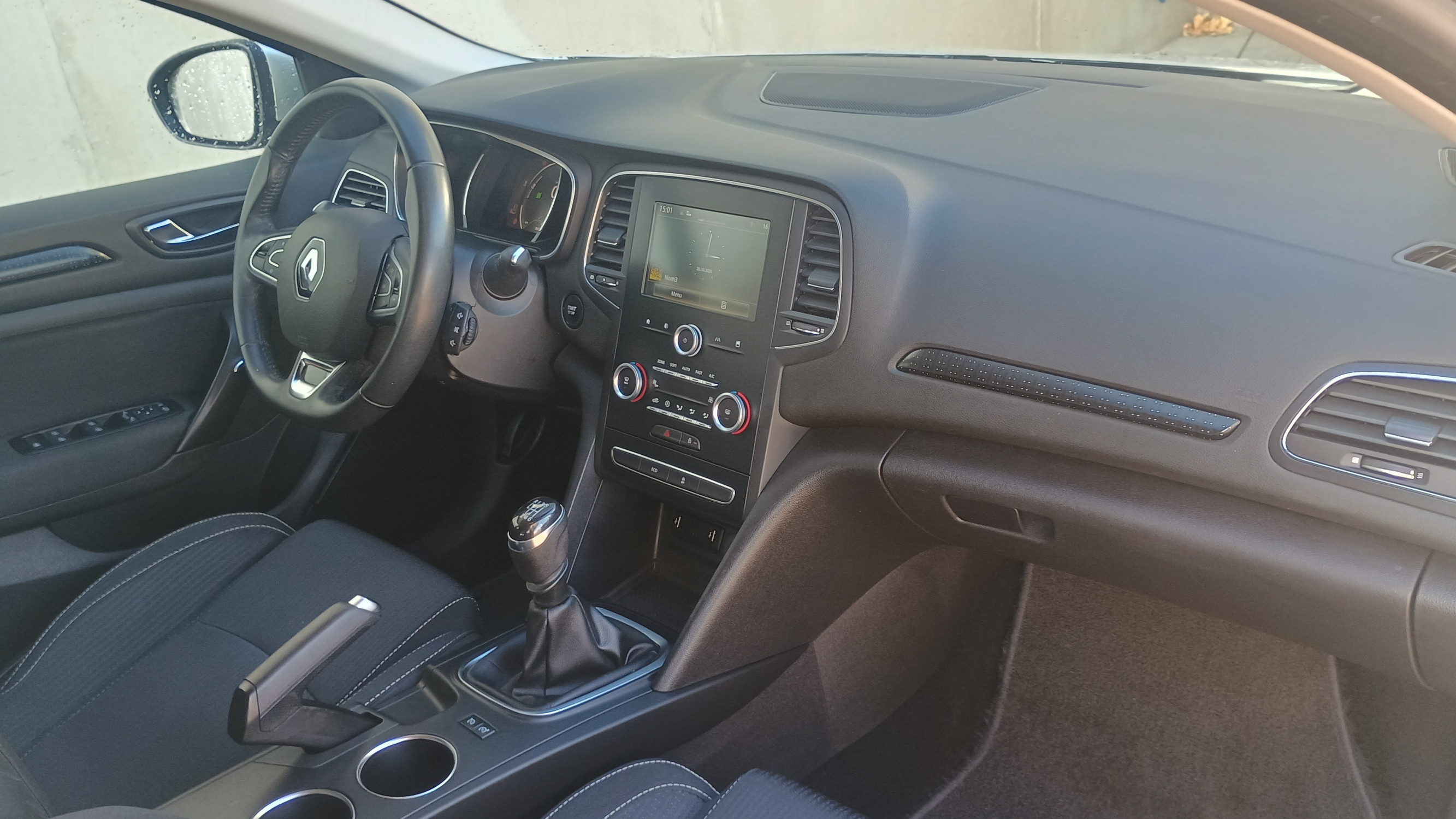 Vente en ligne Renault Megane 4 Estate Mégane IV Estate dCi 90 Energy au prix de 10 990 €