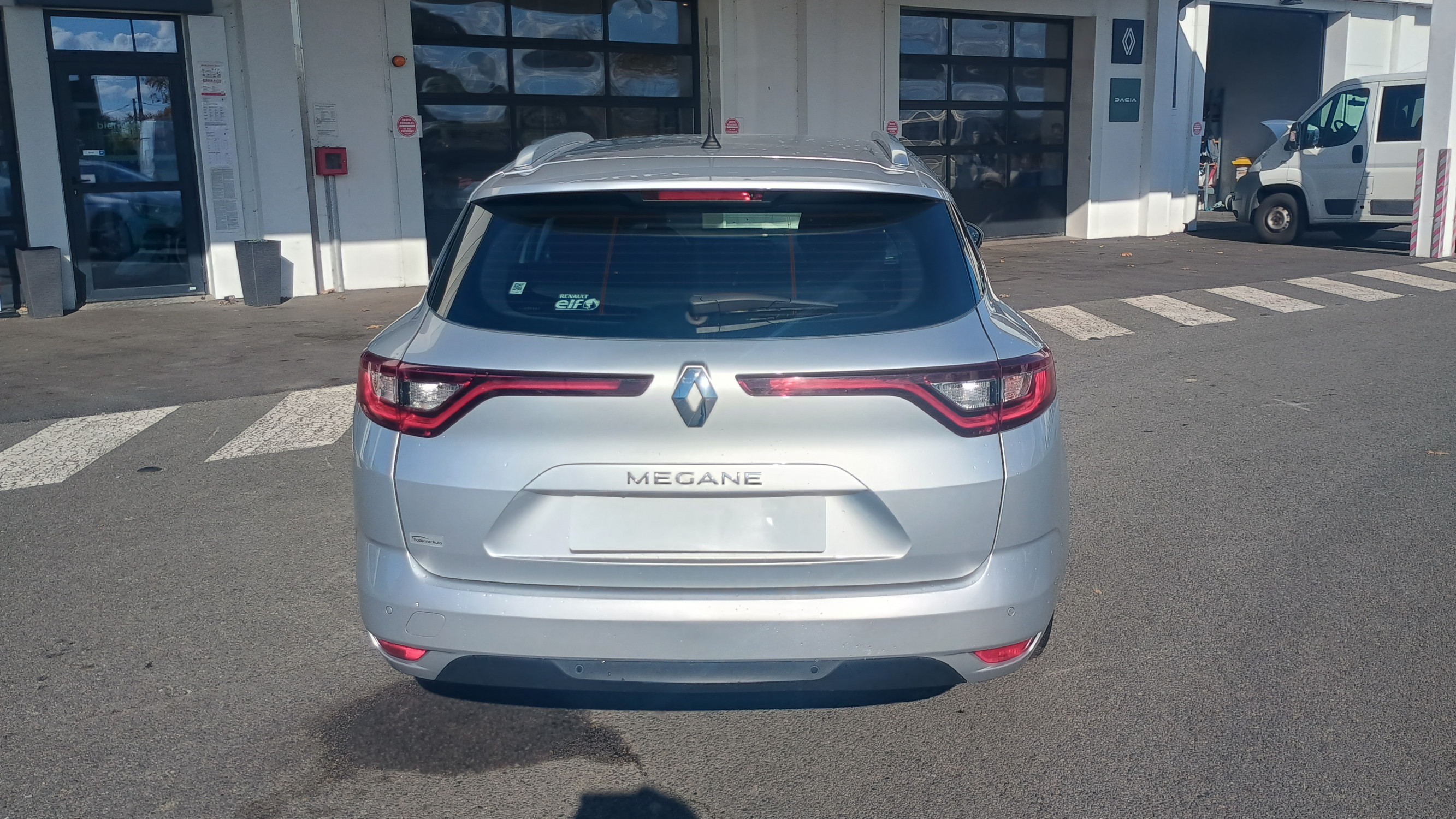 Vente en ligne Renault Megane 4 Estate Mégane IV Estate dCi 90 Energy au prix de 10 990 €