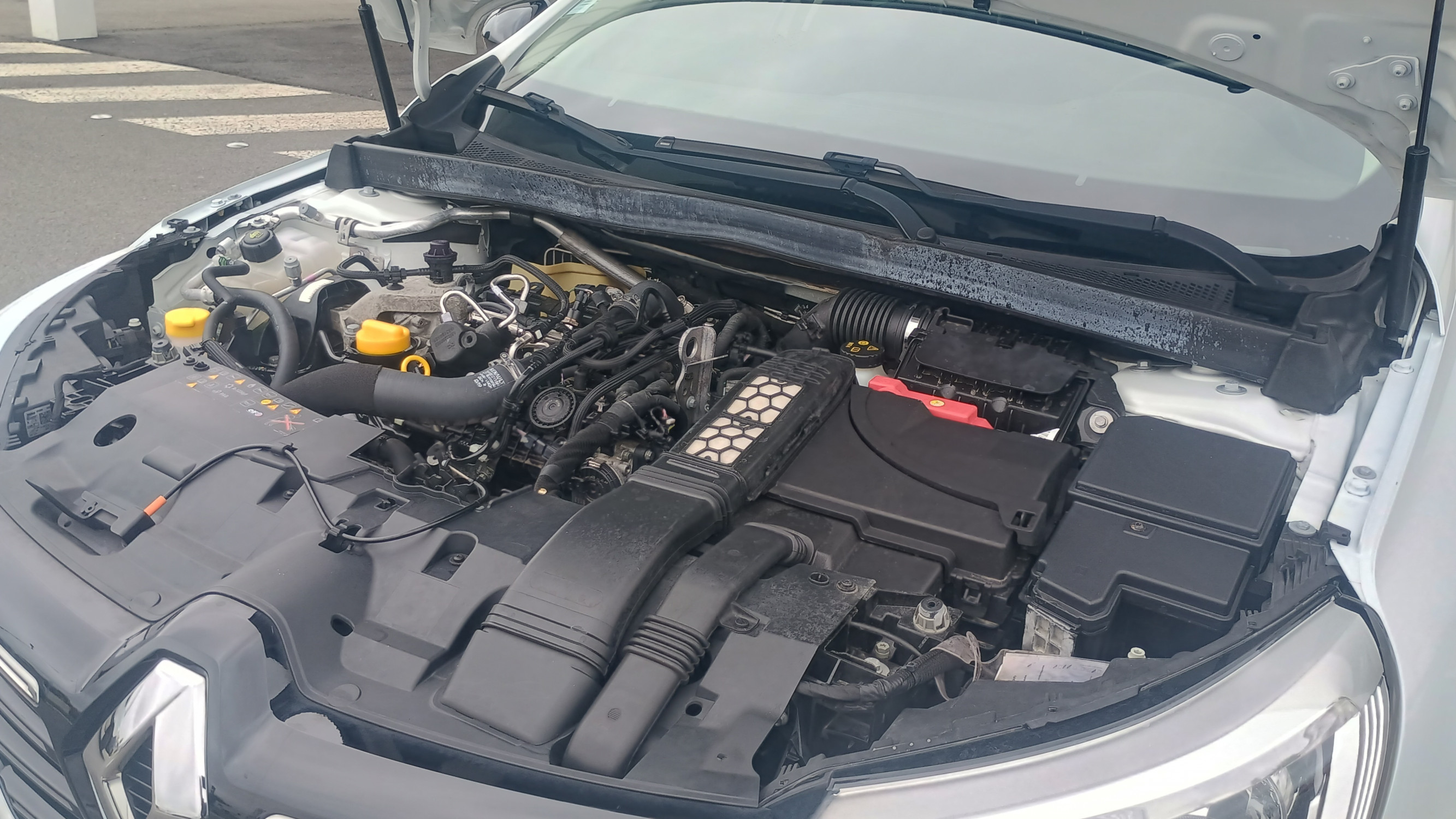 Vente en ligne Renault Megane 4 Mégane IV Berline TCe 140 EDC FAP au prix de 15 990 €